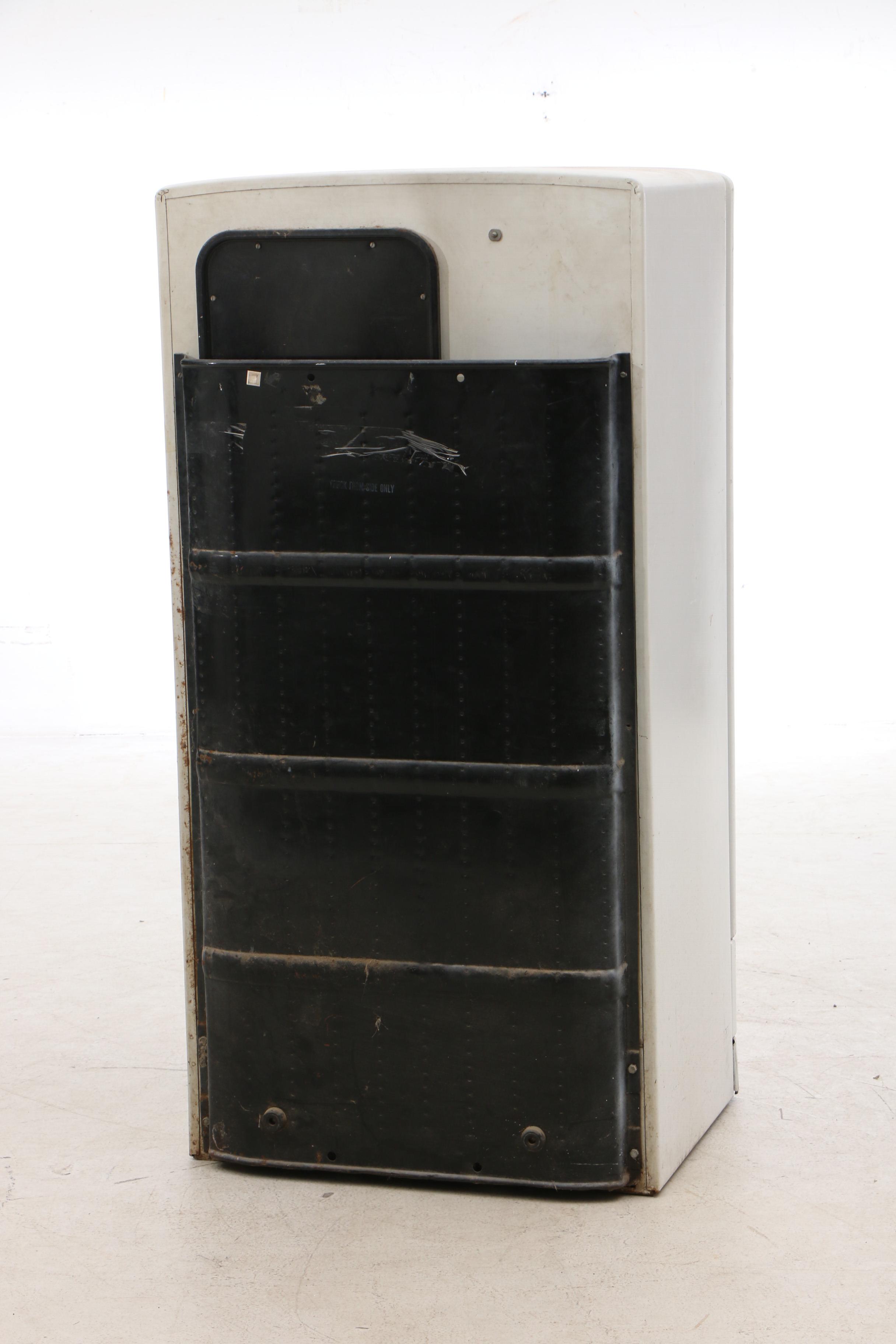 Vintage General Electric Refrigerator From "The Old Man & The Gun"