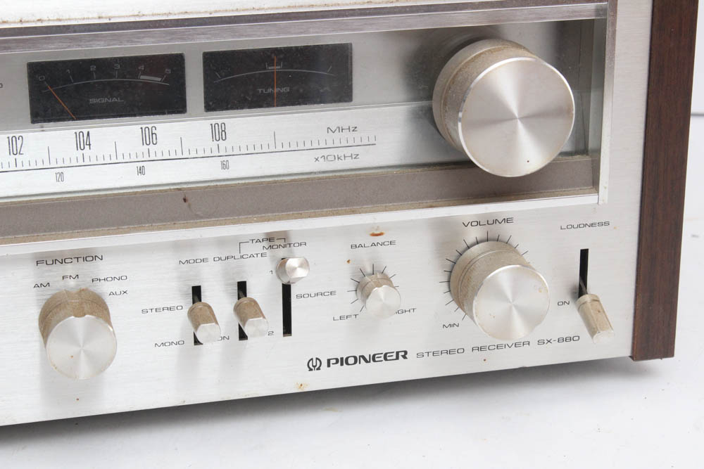 Vintage Pioneer Stereo Receiver SX-880