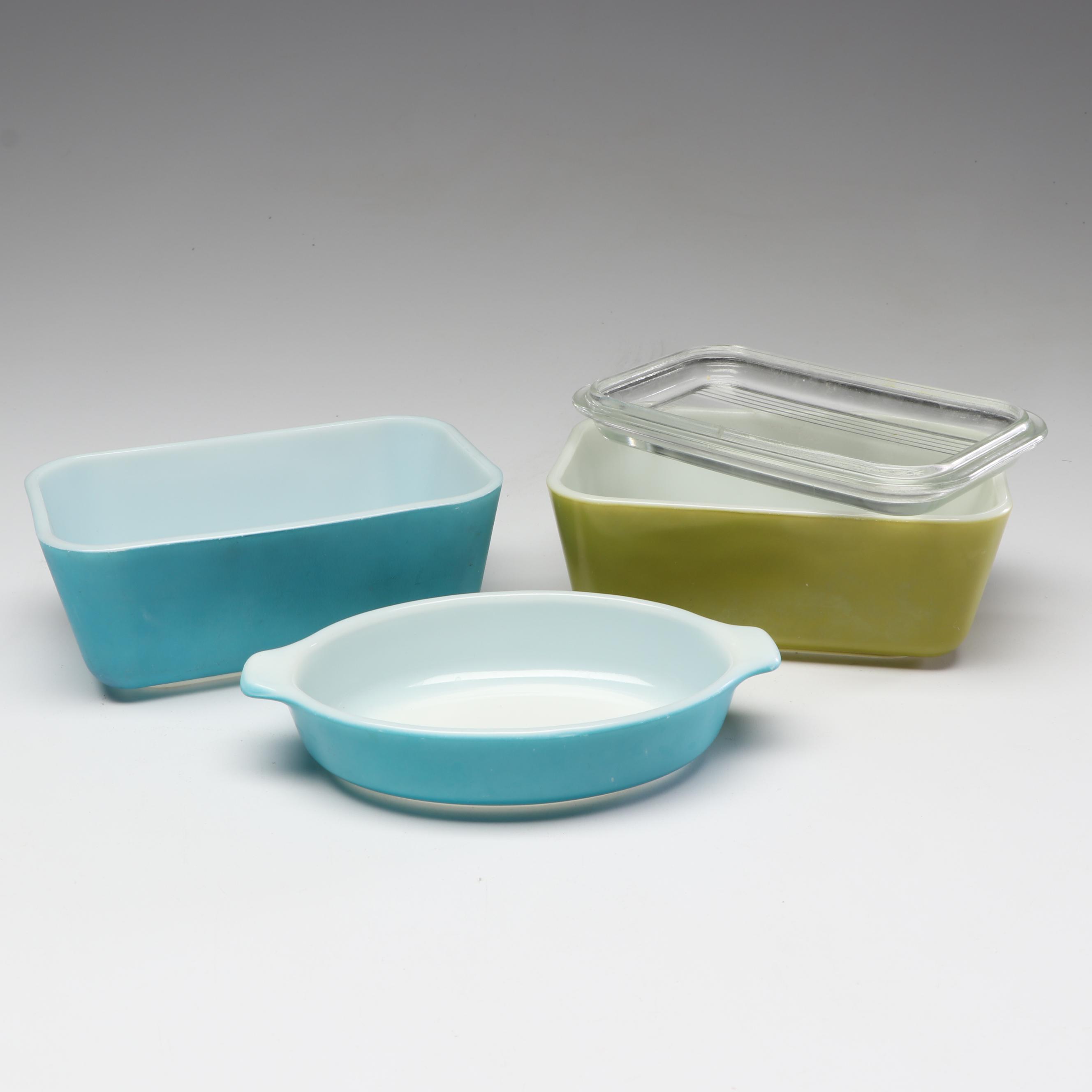 Pyrex Bakeware and Storage Dishes Including Butterprint and Buffet Twins Pattern