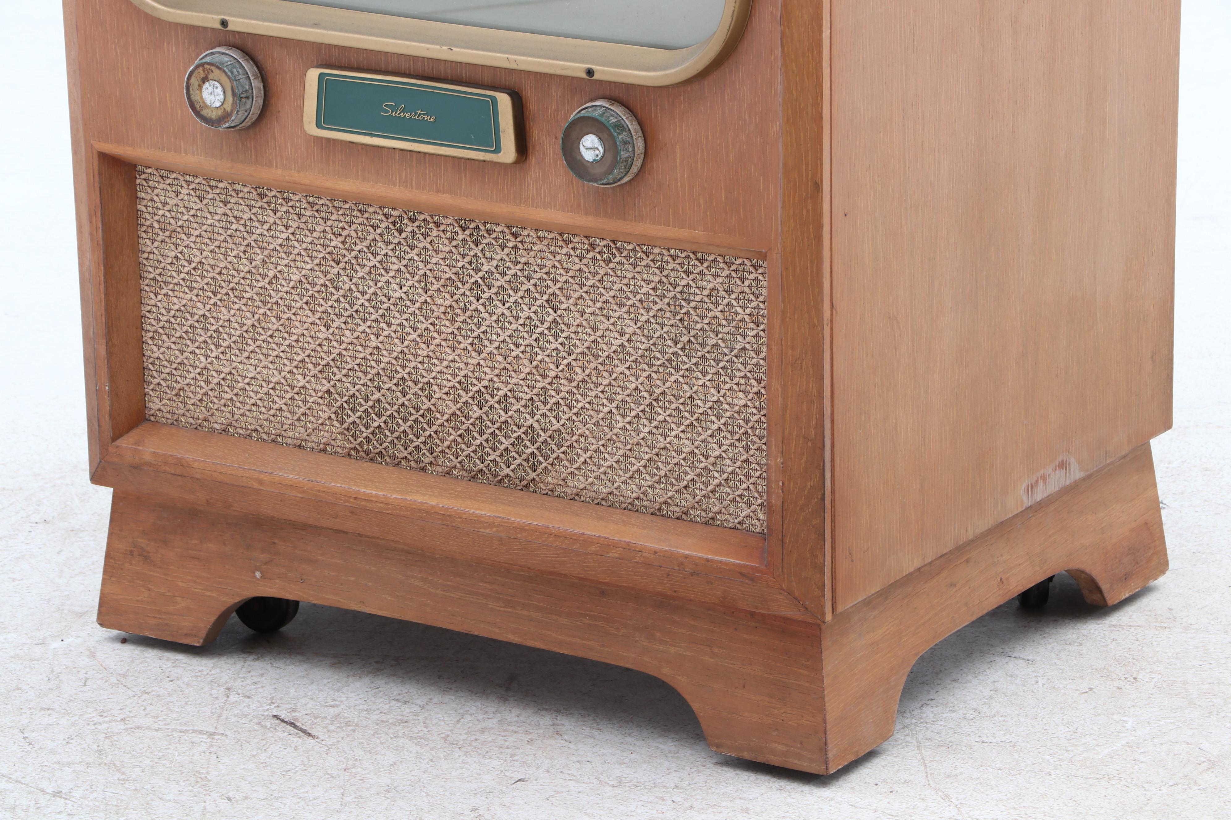 Vintage Silvertone Television in Oak Veneer Housing