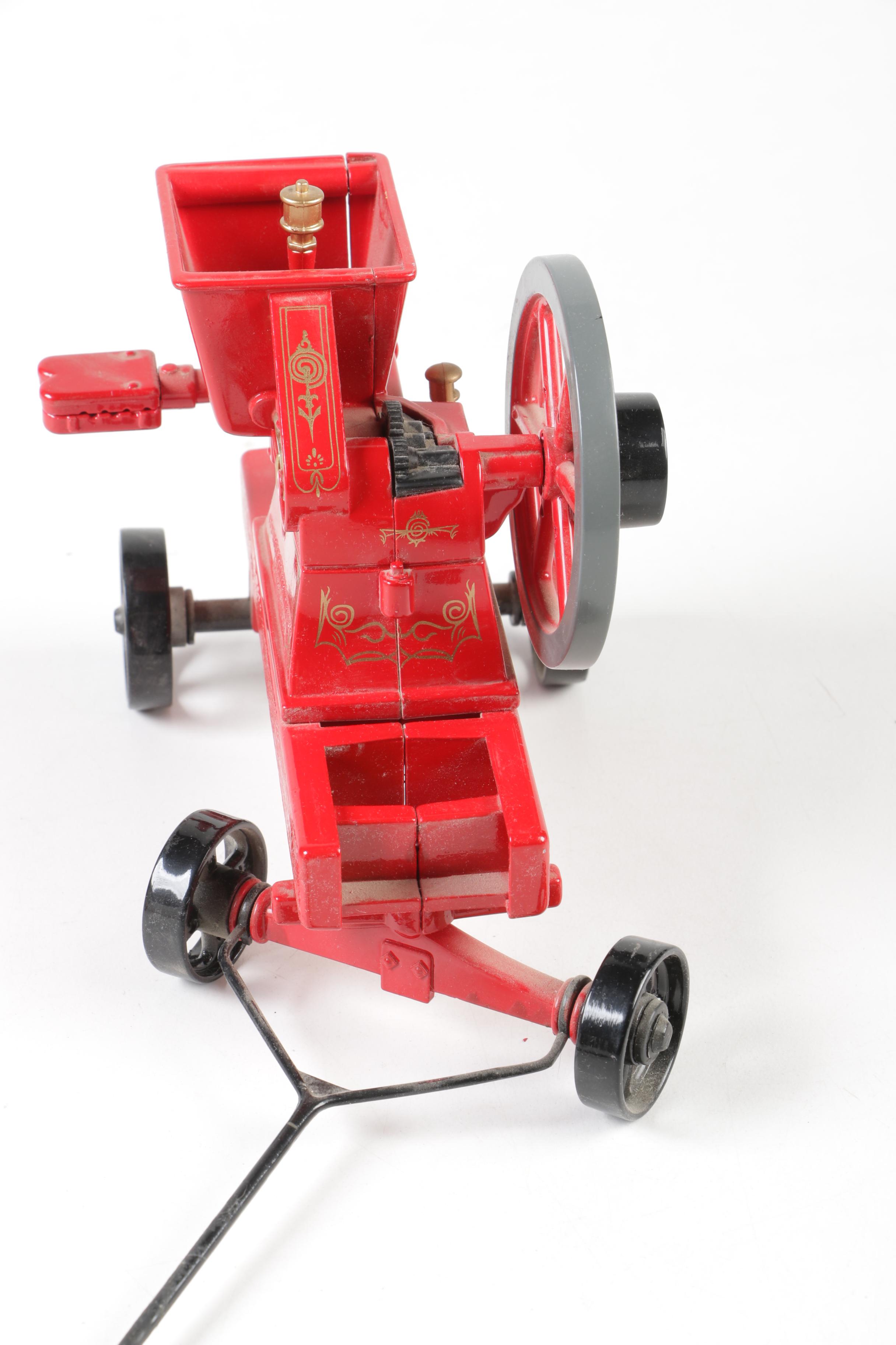 ERTL 100th Anniversary Collector Edition New Holland Steam Engine, 1995