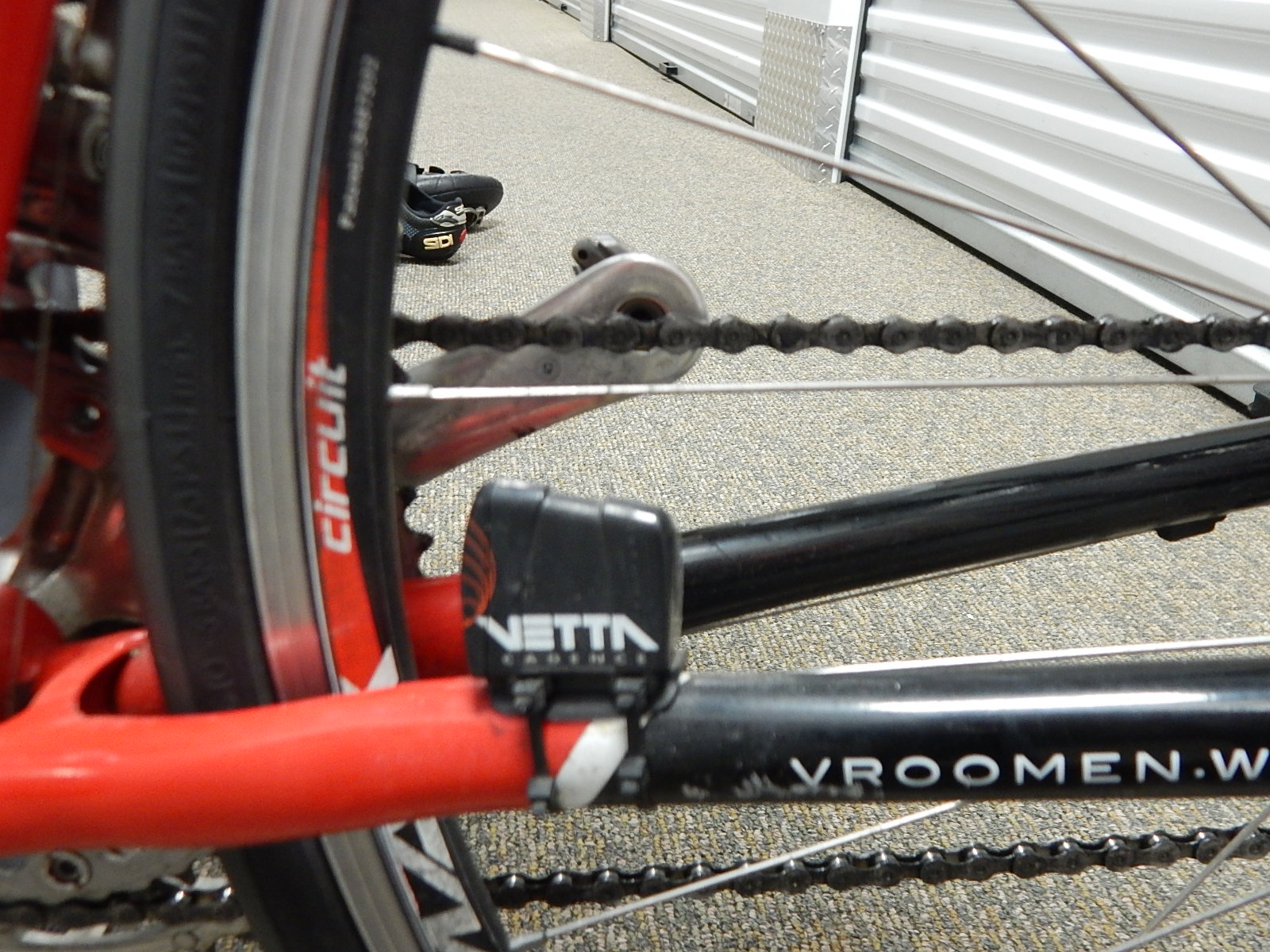 2000 Cervelo Canadian Made Soloist Street Race Bicycle with Many Upgrades, Shoes