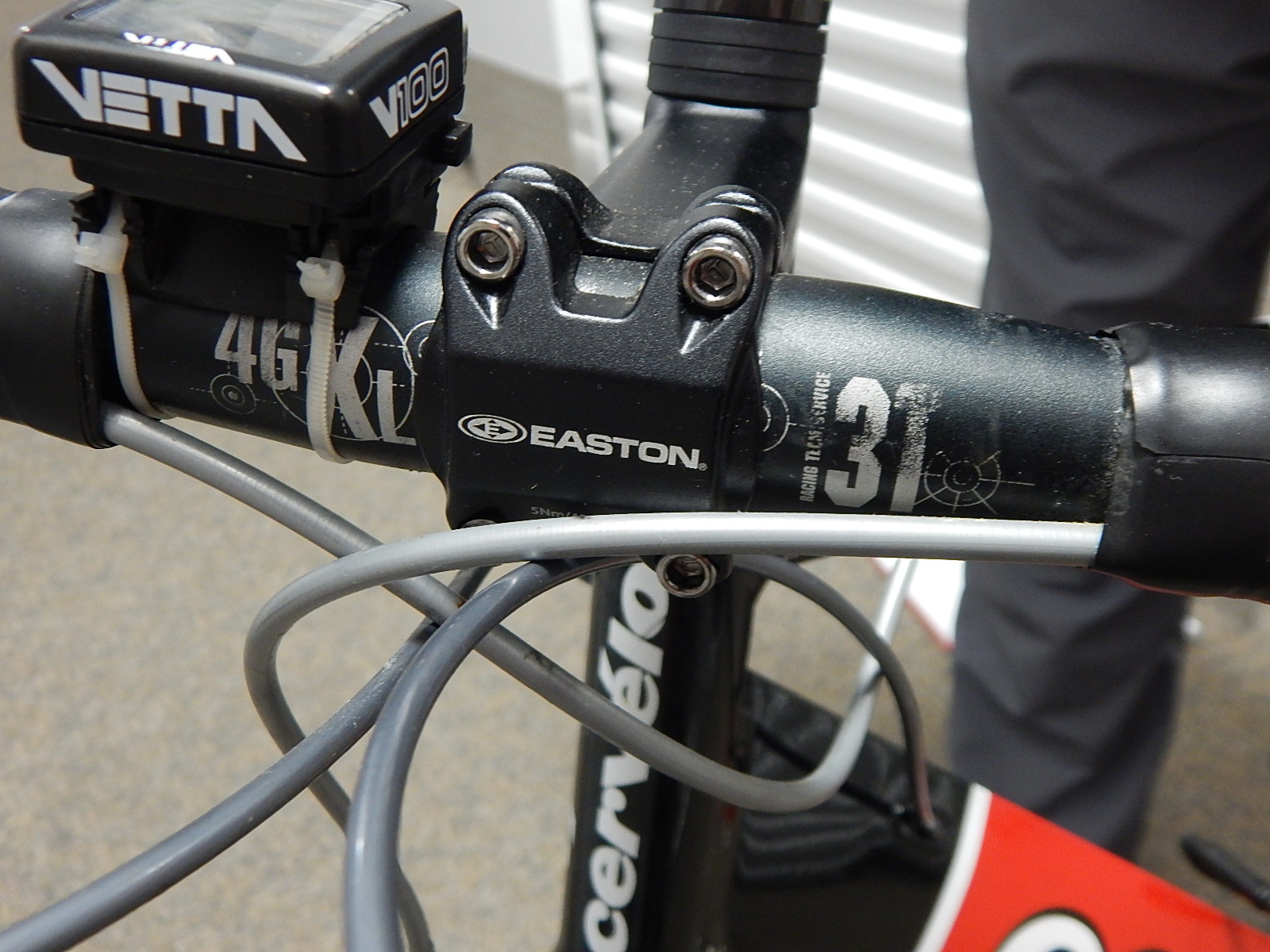 2000 Cervelo Canadian Made Soloist Street Race Bicycle with Many Upgrades, Shoes