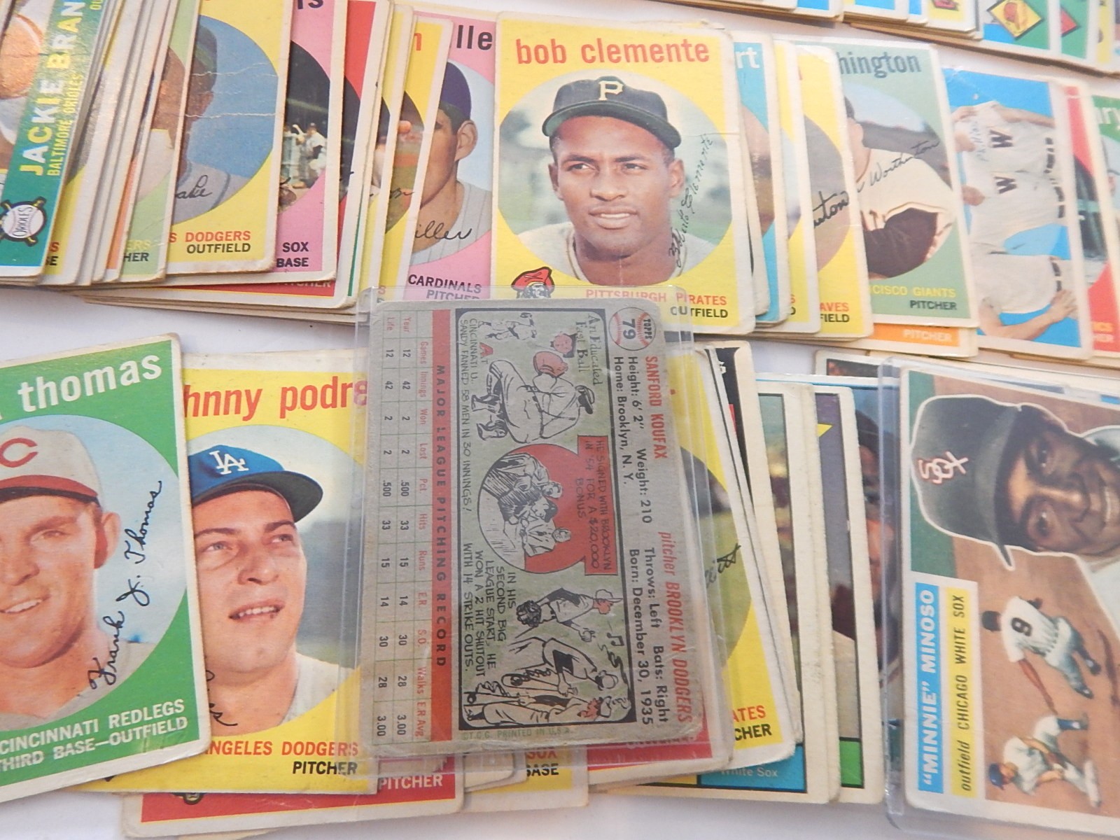 Large Vintage Baseball Card Collection with Rookies and Stars, 1952 to 1961