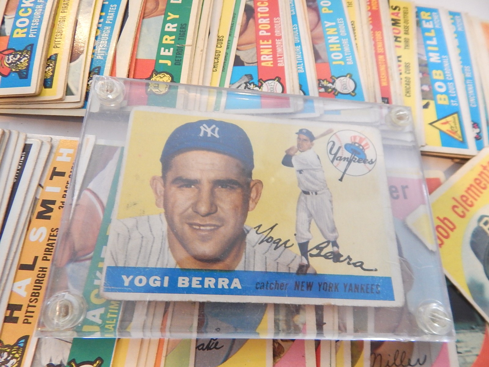 Large Vintage Baseball Card Collection with Rookies and Stars, 1952 to 1961