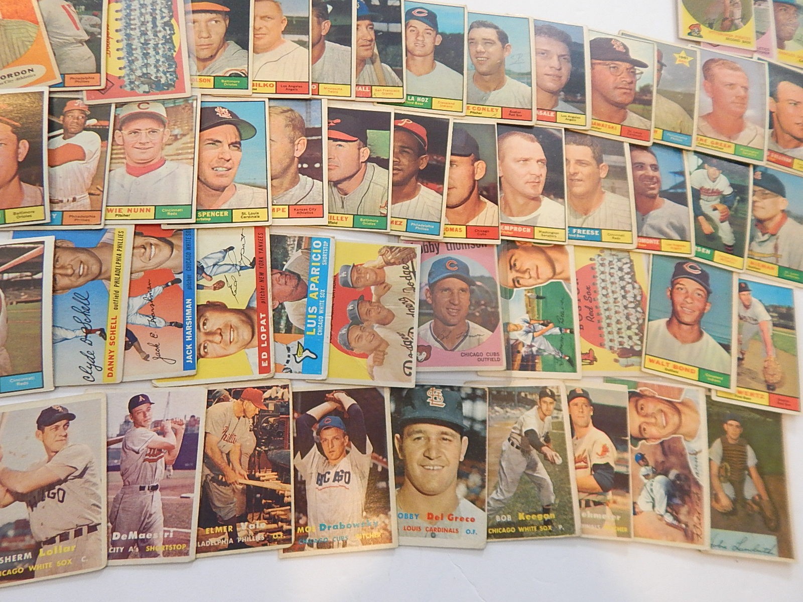 Large Vintage Baseball Card Collection with Rookies and Stars, 1952 to 1961