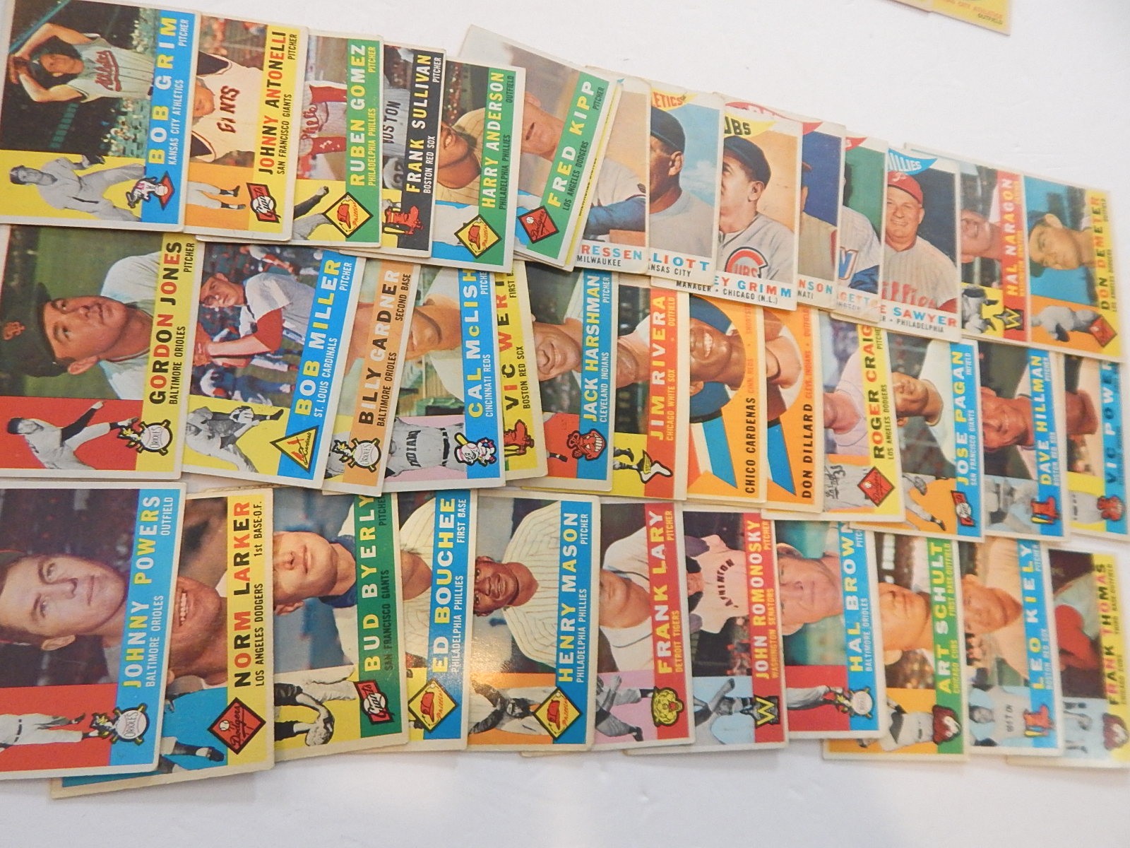 Large Vintage Baseball Card Collection with Rookies and Stars, 1952 to 1961