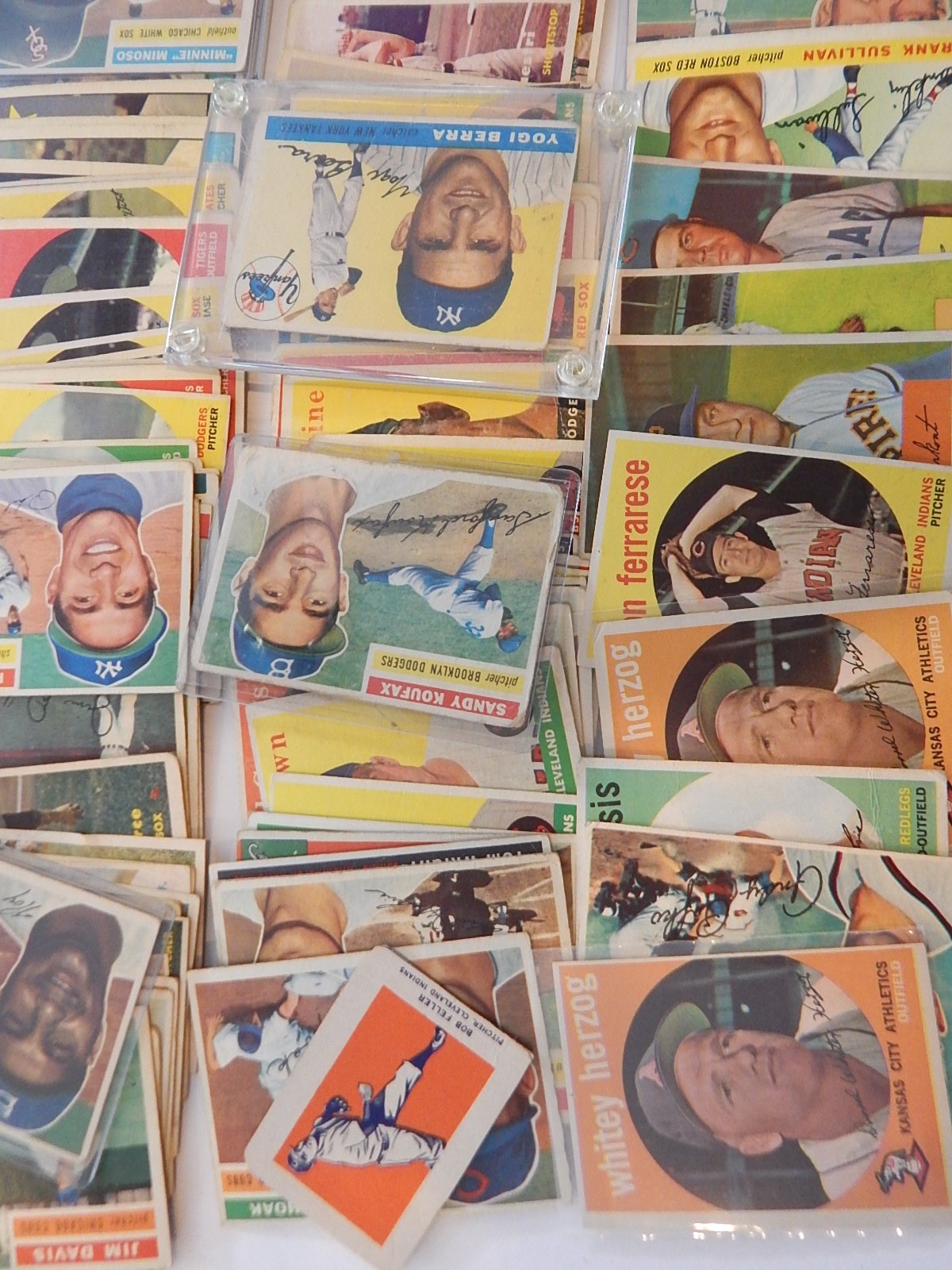 Large Vintage Baseball Card Collection with Rookies and Stars, 1952 to 1961