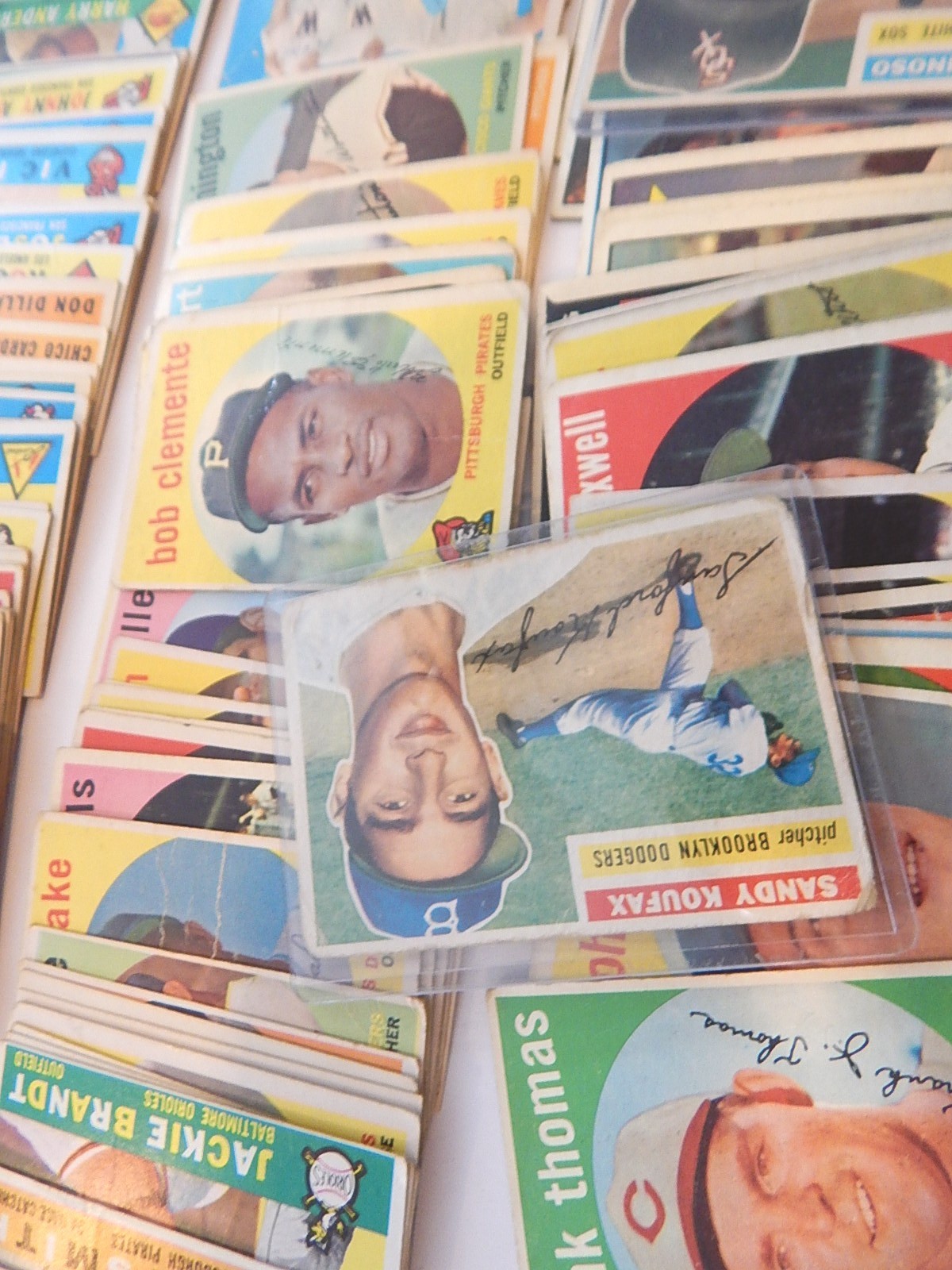 Large Vintage Baseball Card Collection with Rookies and Stars, 1952 to 1961