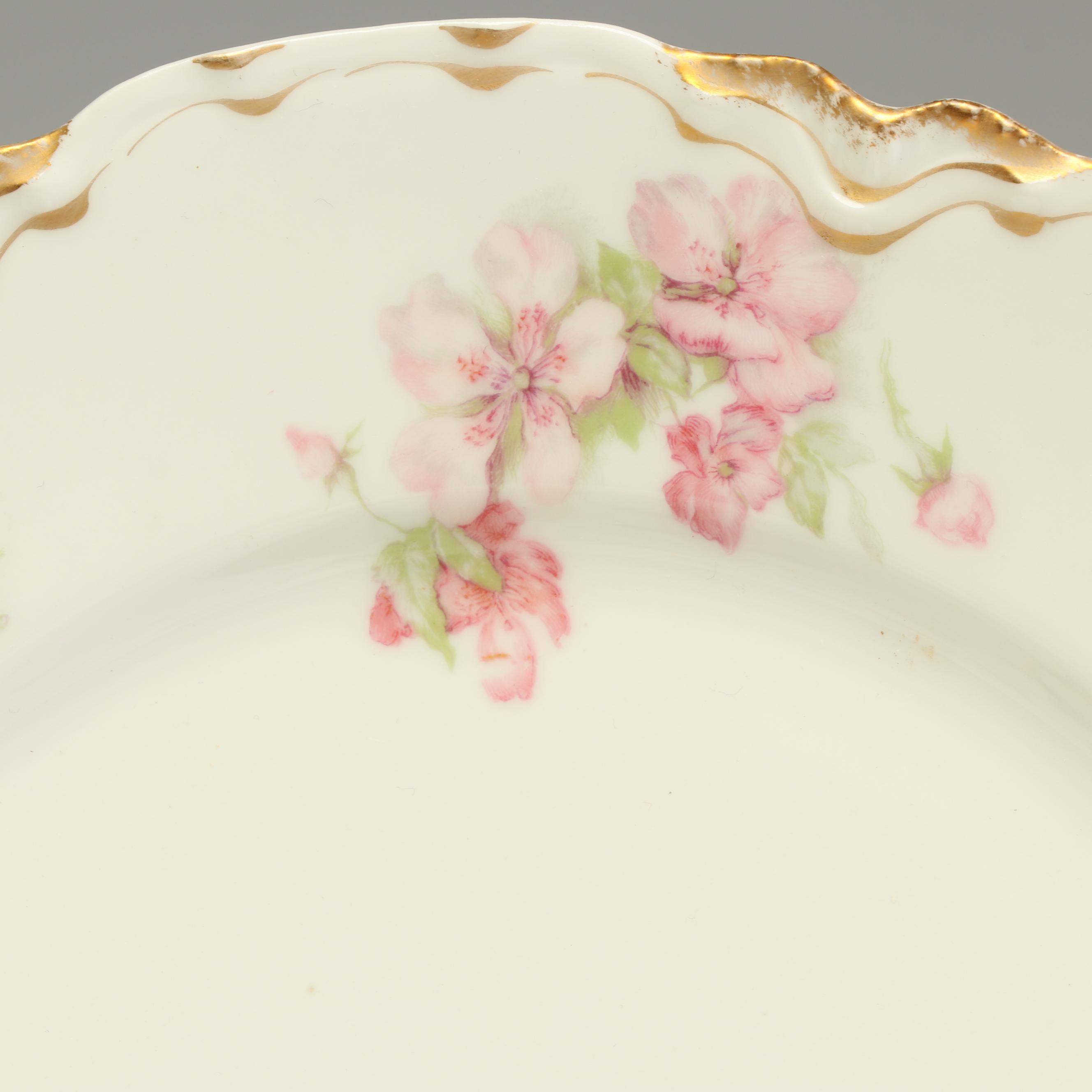 Haviland & Co. Limoges Floral Dinnerware, Service for Six, Early 20th Century
