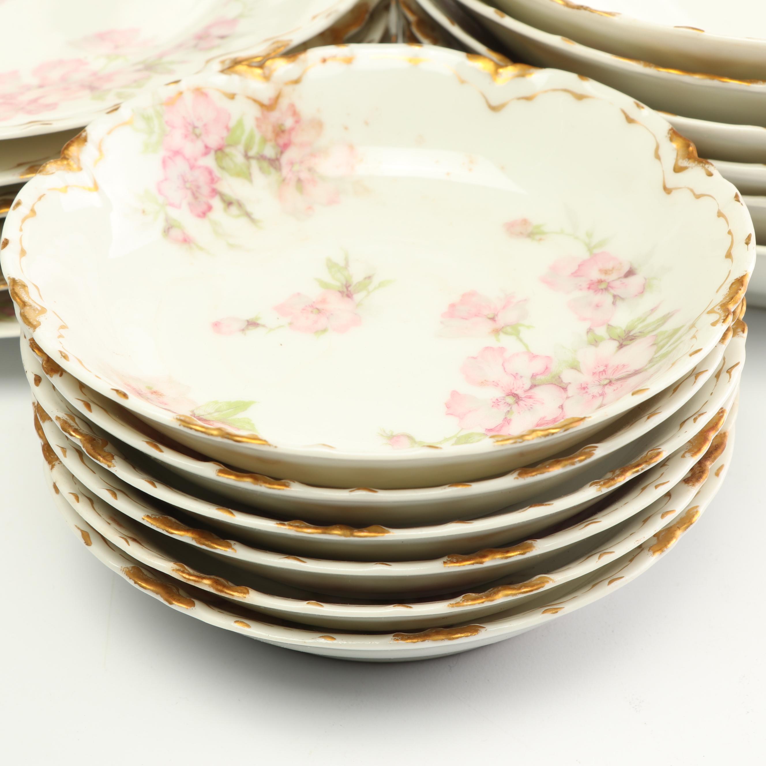 Haviland & Co. Limoges Floral Dinnerware, Service for Six, Early 20th Century