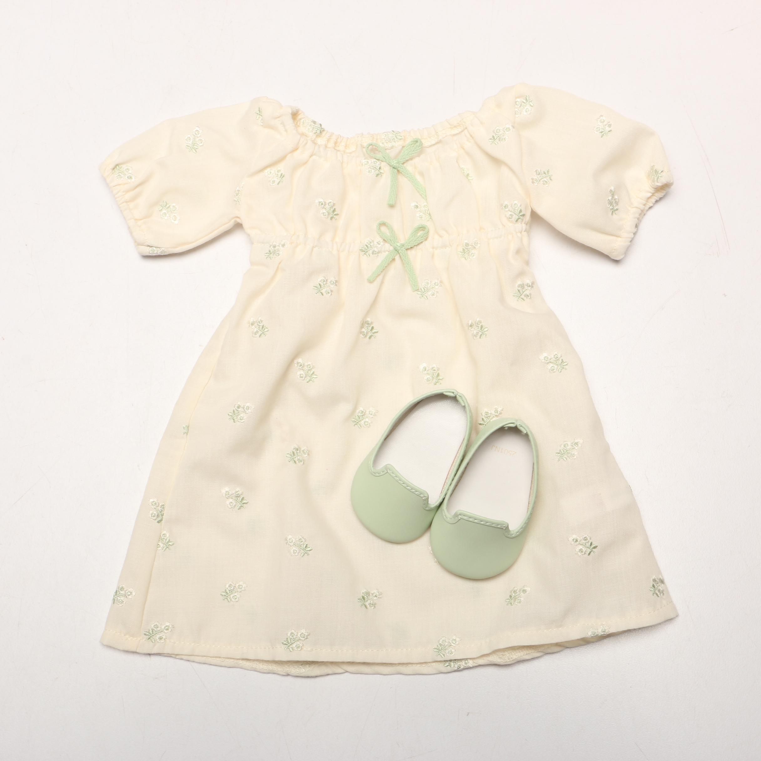 American Girl "Marie-Grace" and "Cécile" Dolls and Accessories