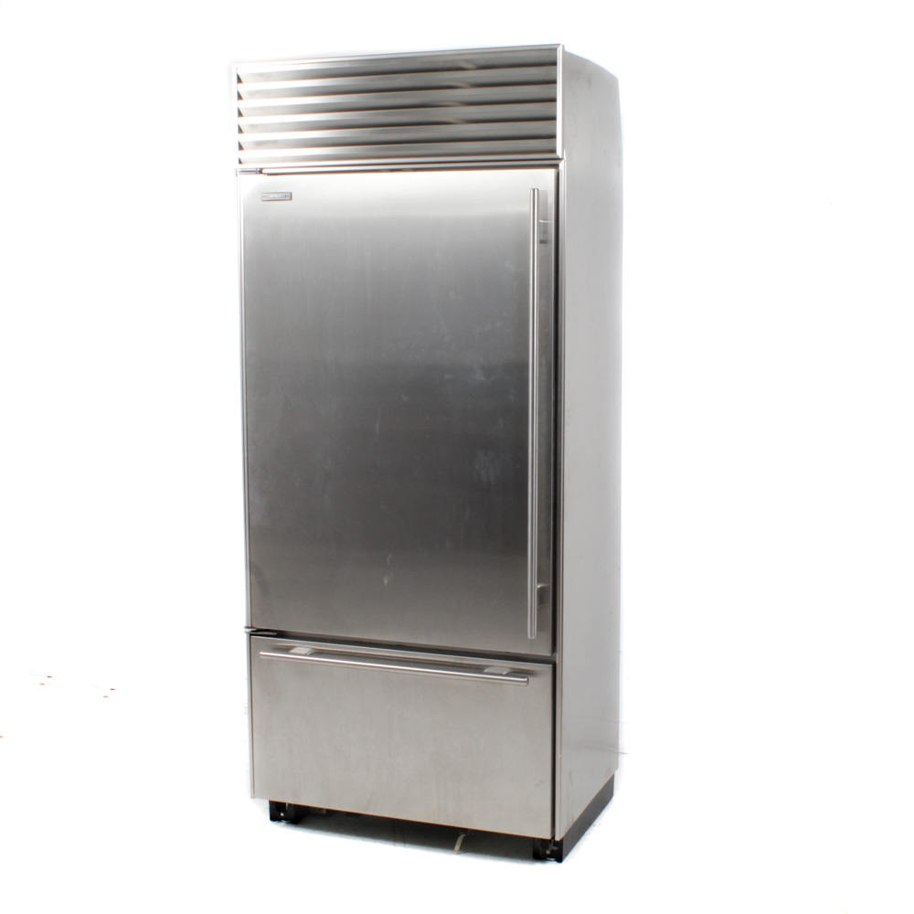 Sub-Zero Refrigerator