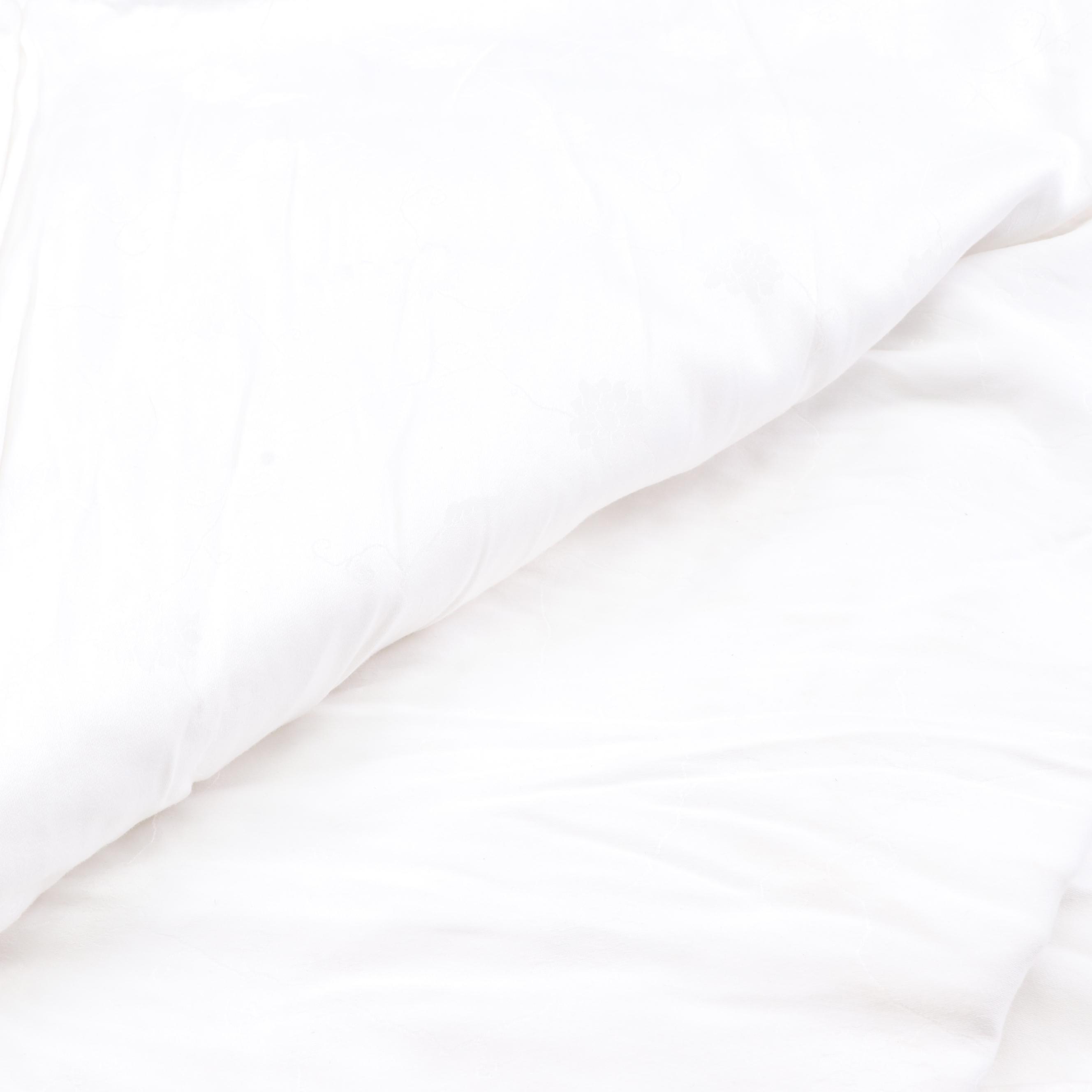 Frette Queen Flat Sheets and Standard Pillow Covers EBTH