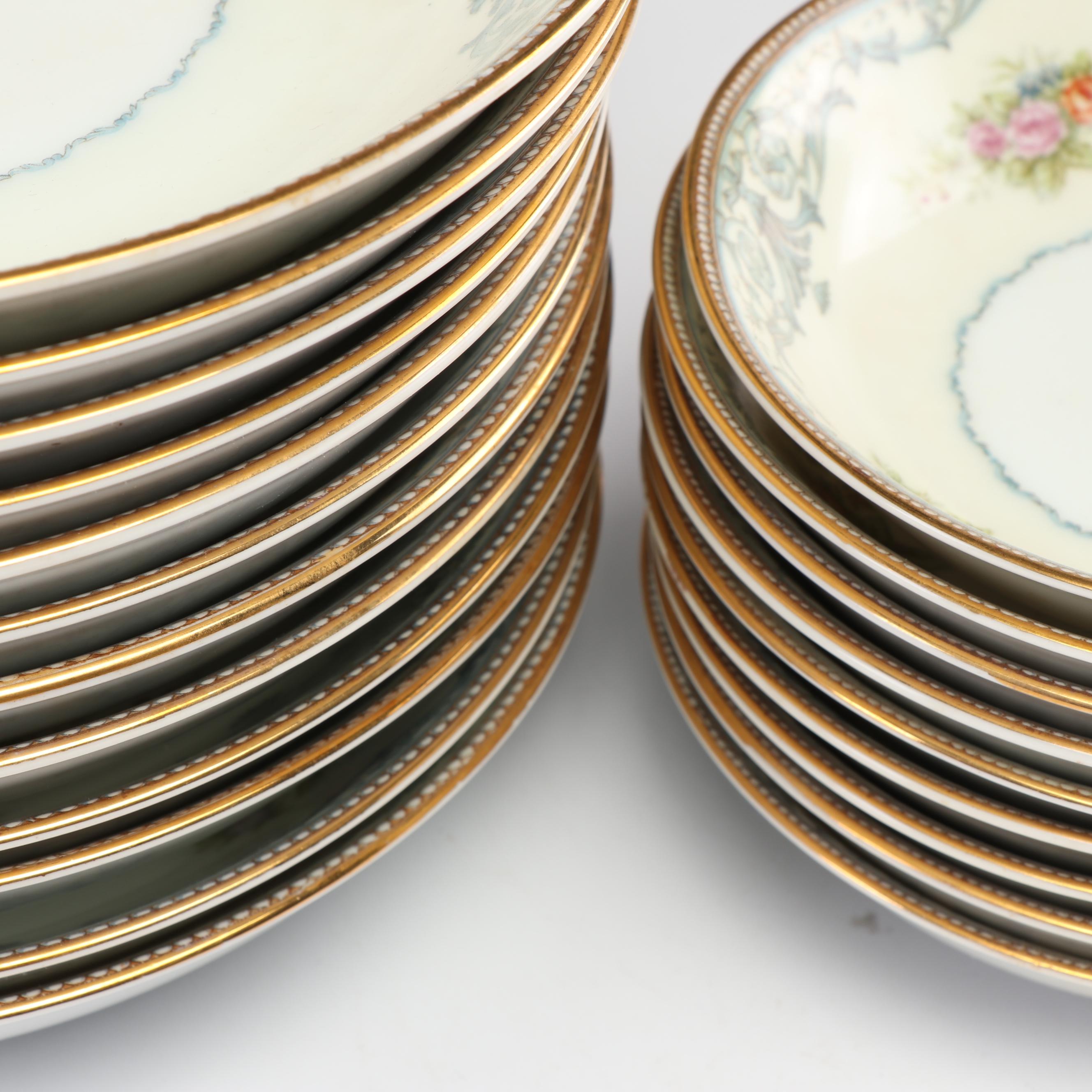 Kingsley (Japan) "Duchess" Porcelain Dinnerware Service of Twelve
