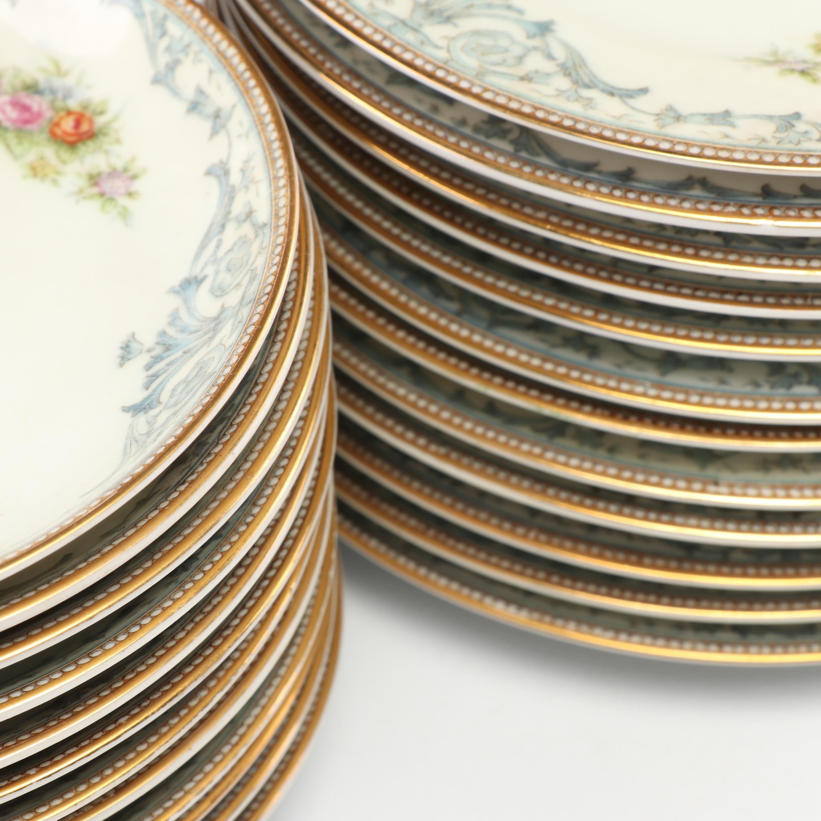 Kingsley (Japan) "Duchess" Porcelain Dinnerware Service of Twelve