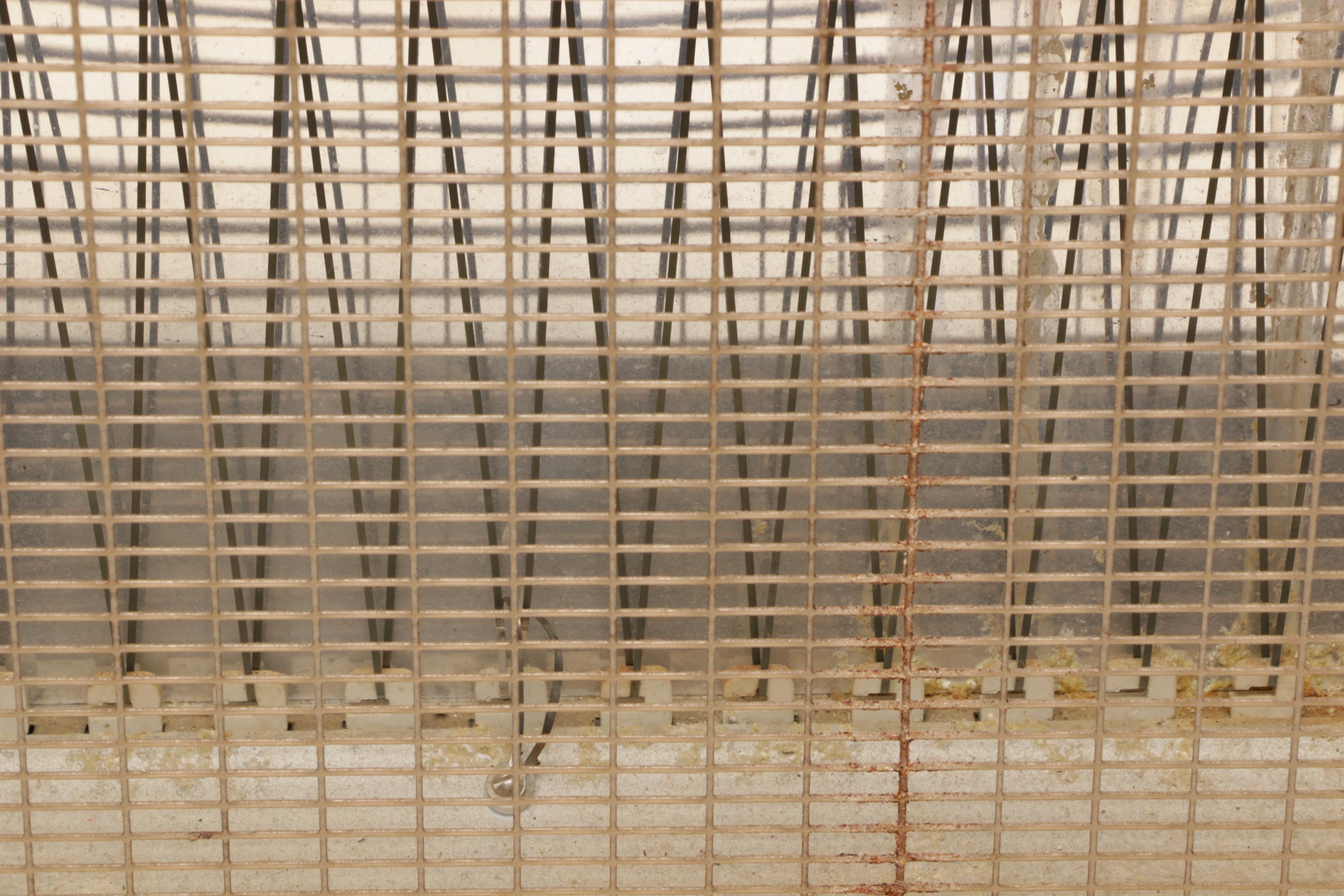 Toastmaster Instant Heat Portable Space Heater From "The Old Man & The Gun"