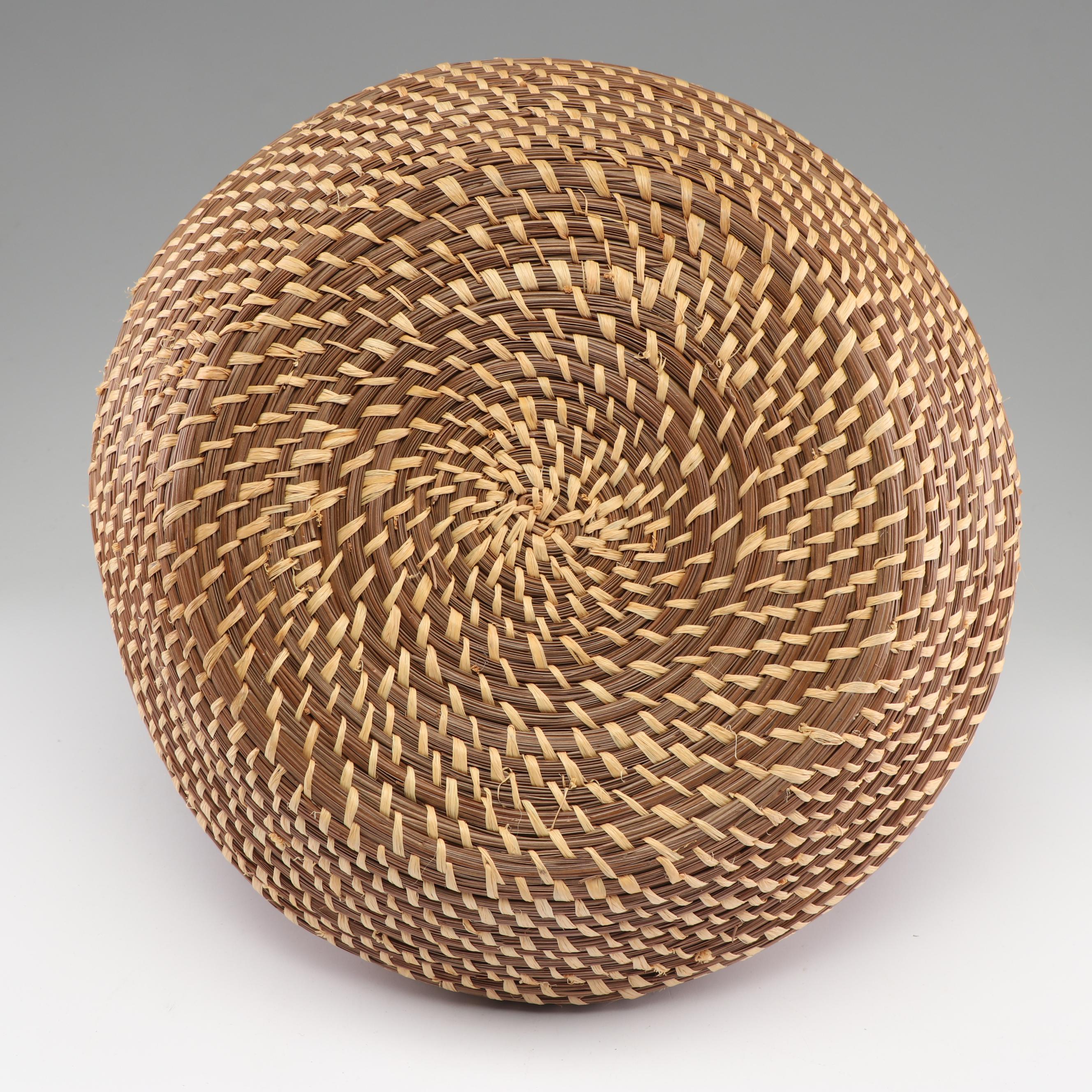 Handwoven Loretta Langley Coushatta Basket