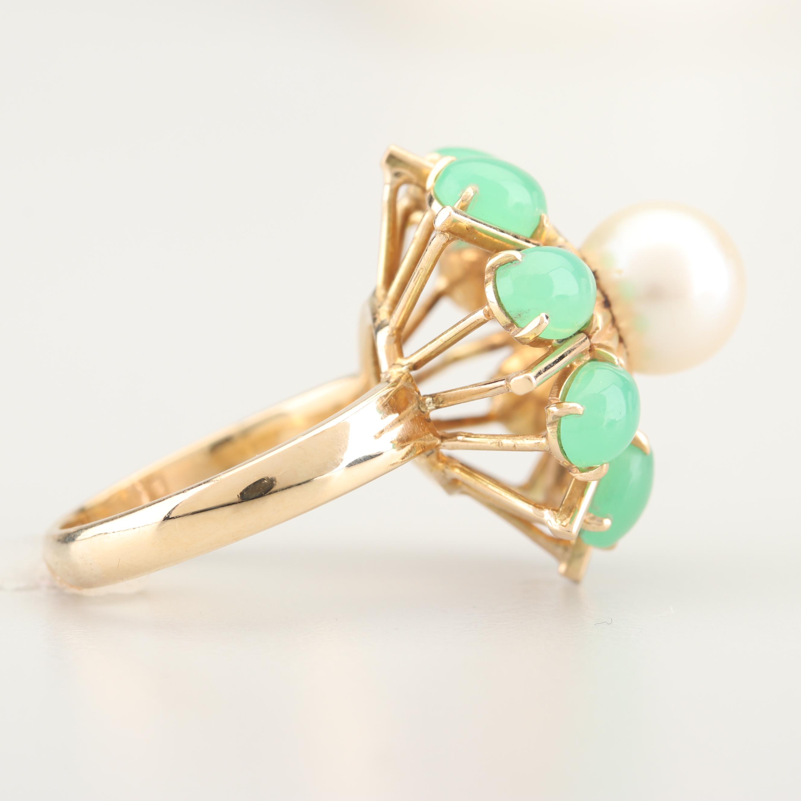 14K Yellow Gold Cultured Saltwater Pearl and Chrysoprase Ring