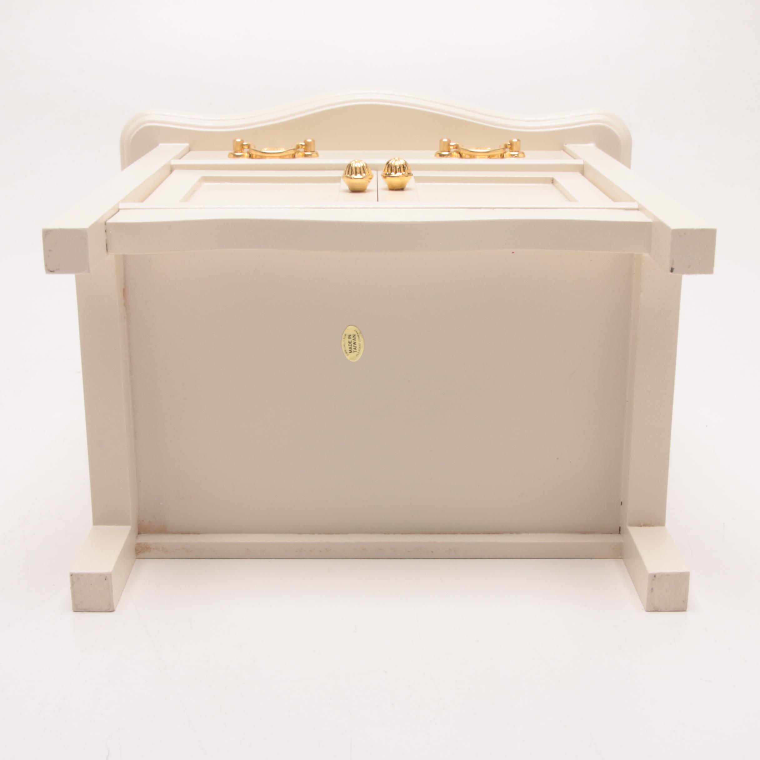 American Girl Doll "Samantha" with Accessories