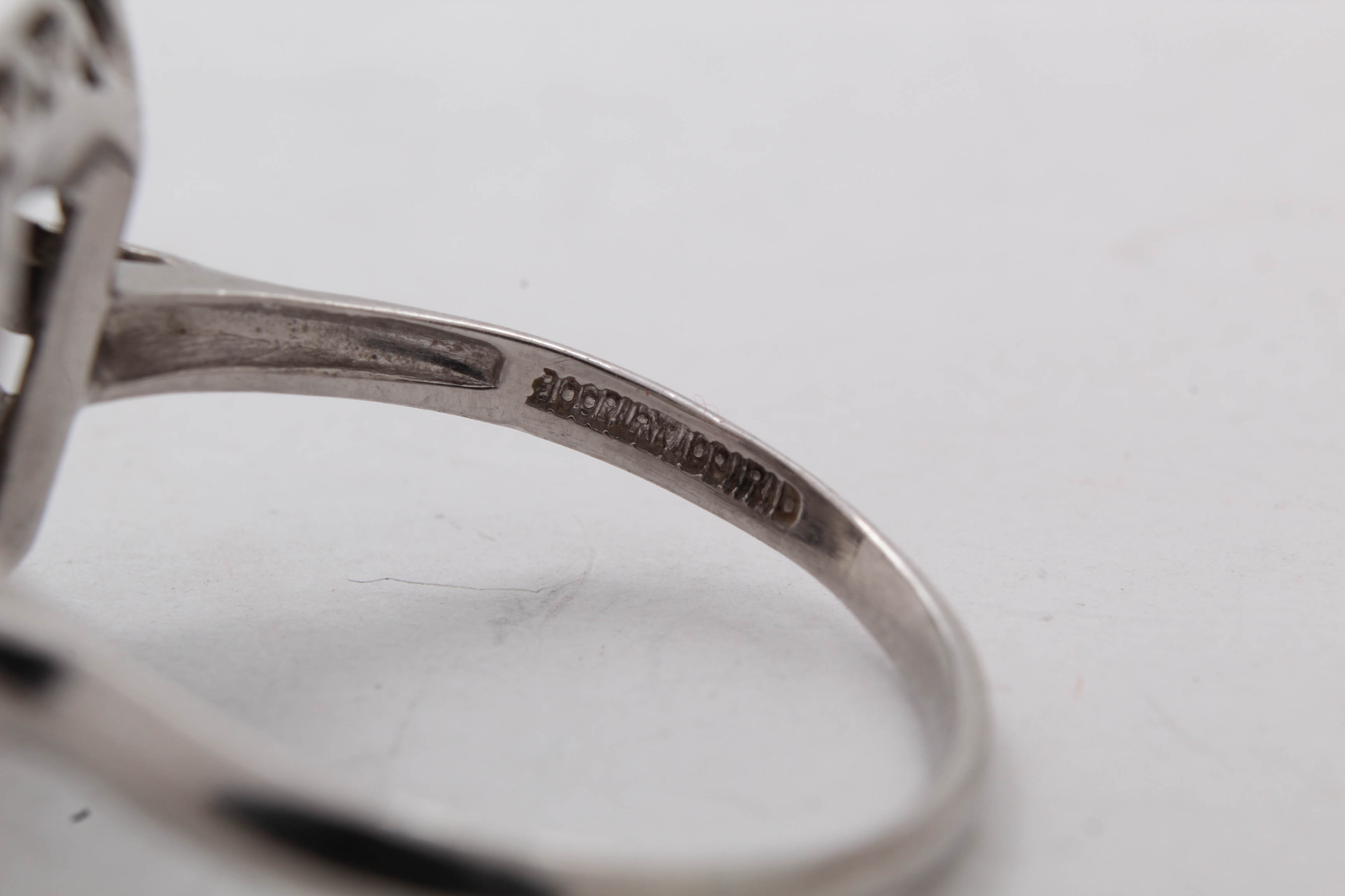 Vintage Art Deco Platinum Diamond Ring