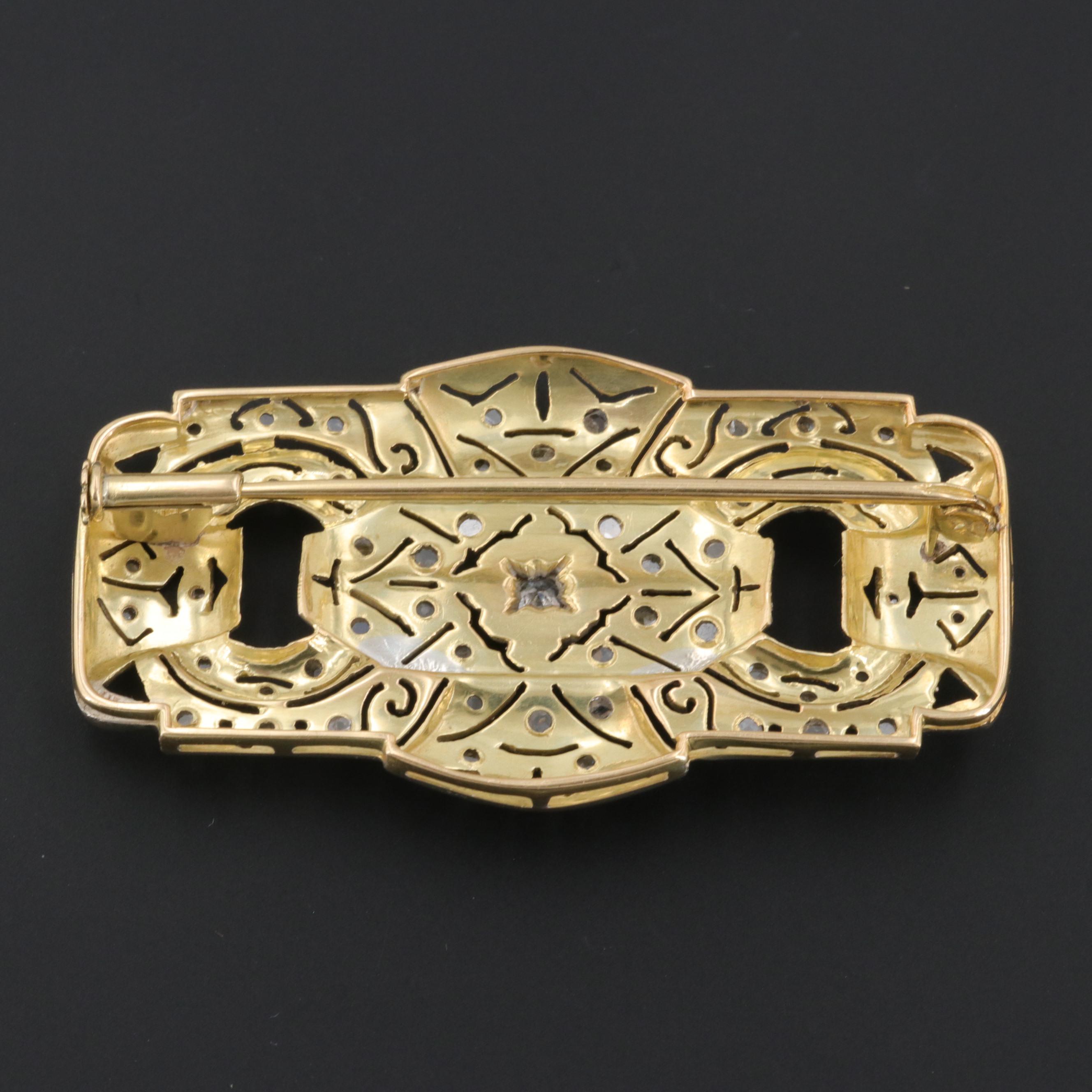 Victorian Platinum and 18K Yellow Gold Diamond Brooch