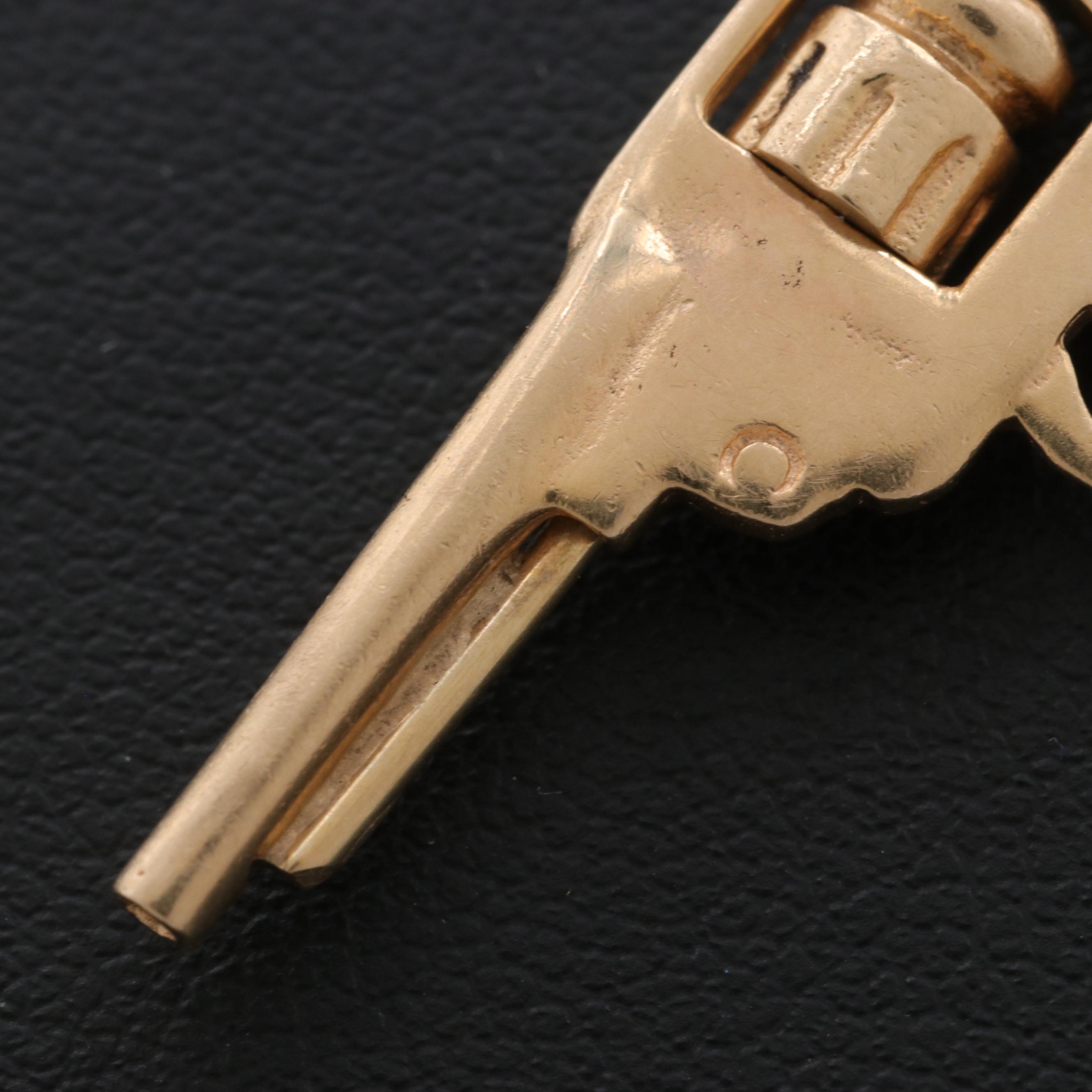 14K Yellow Gold Articulated Revolver Pendant