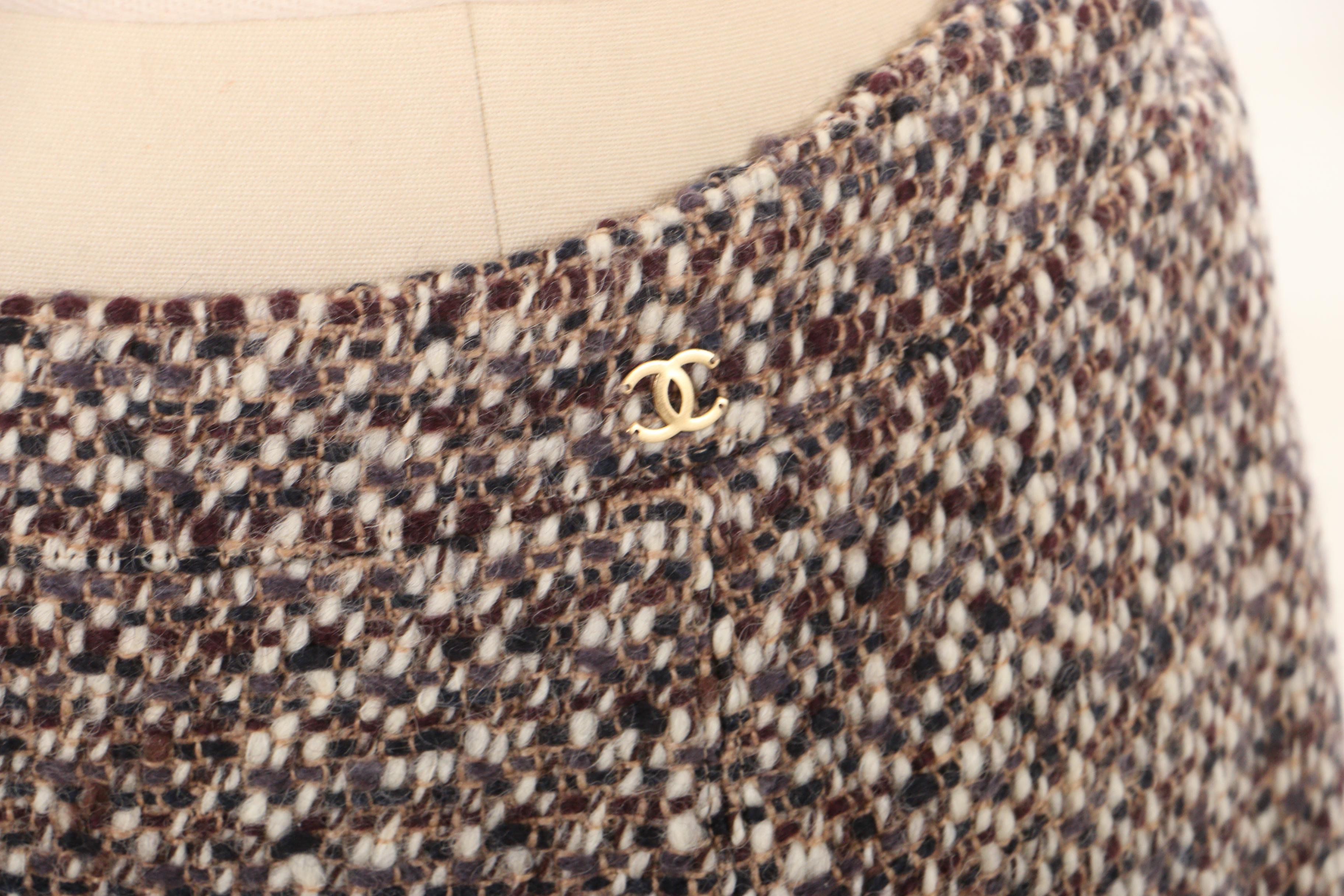 Chanel Fall/Winter 2001 Runway Collection Tweed Skirt Suit