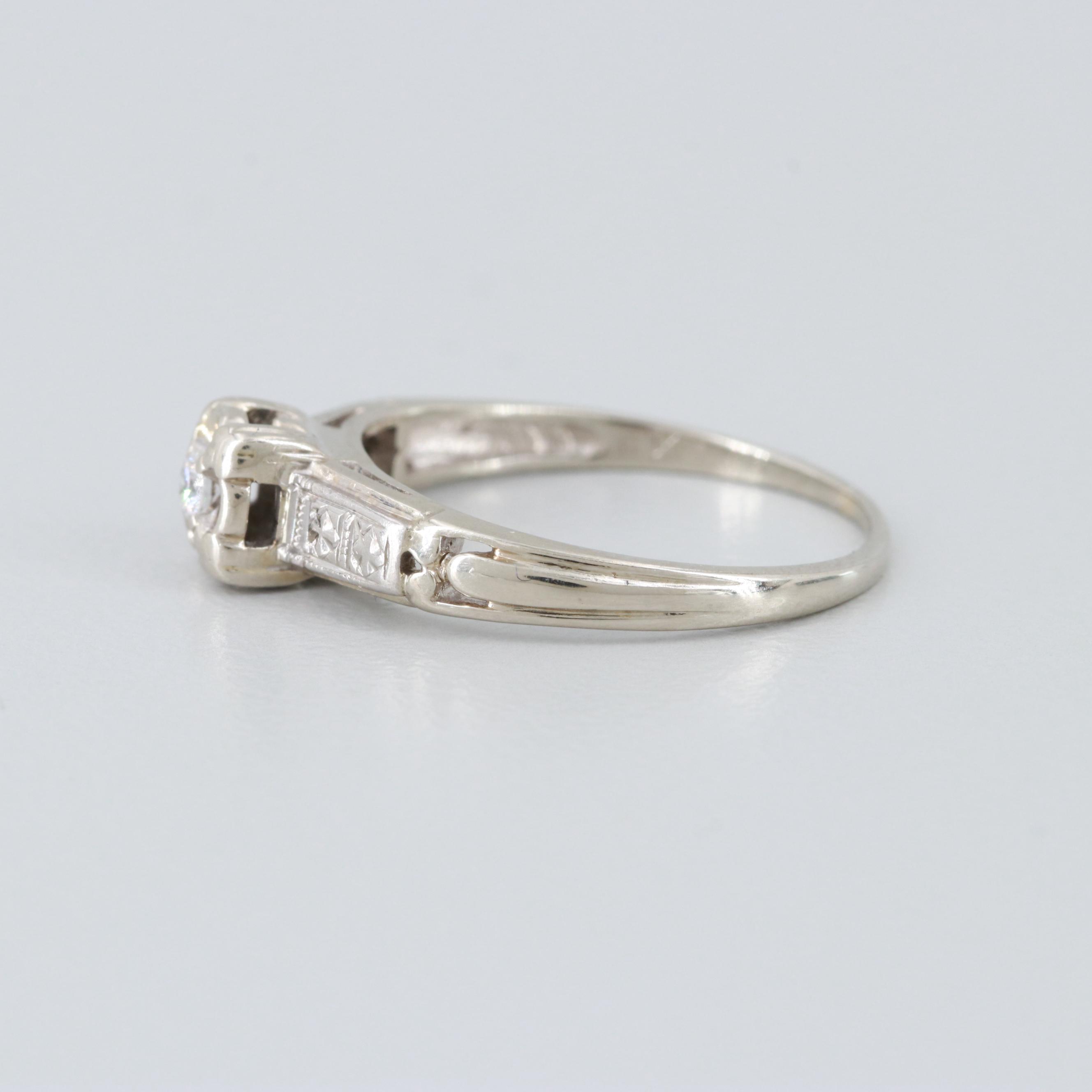 Vintage 14K White Gold Diamond Ring