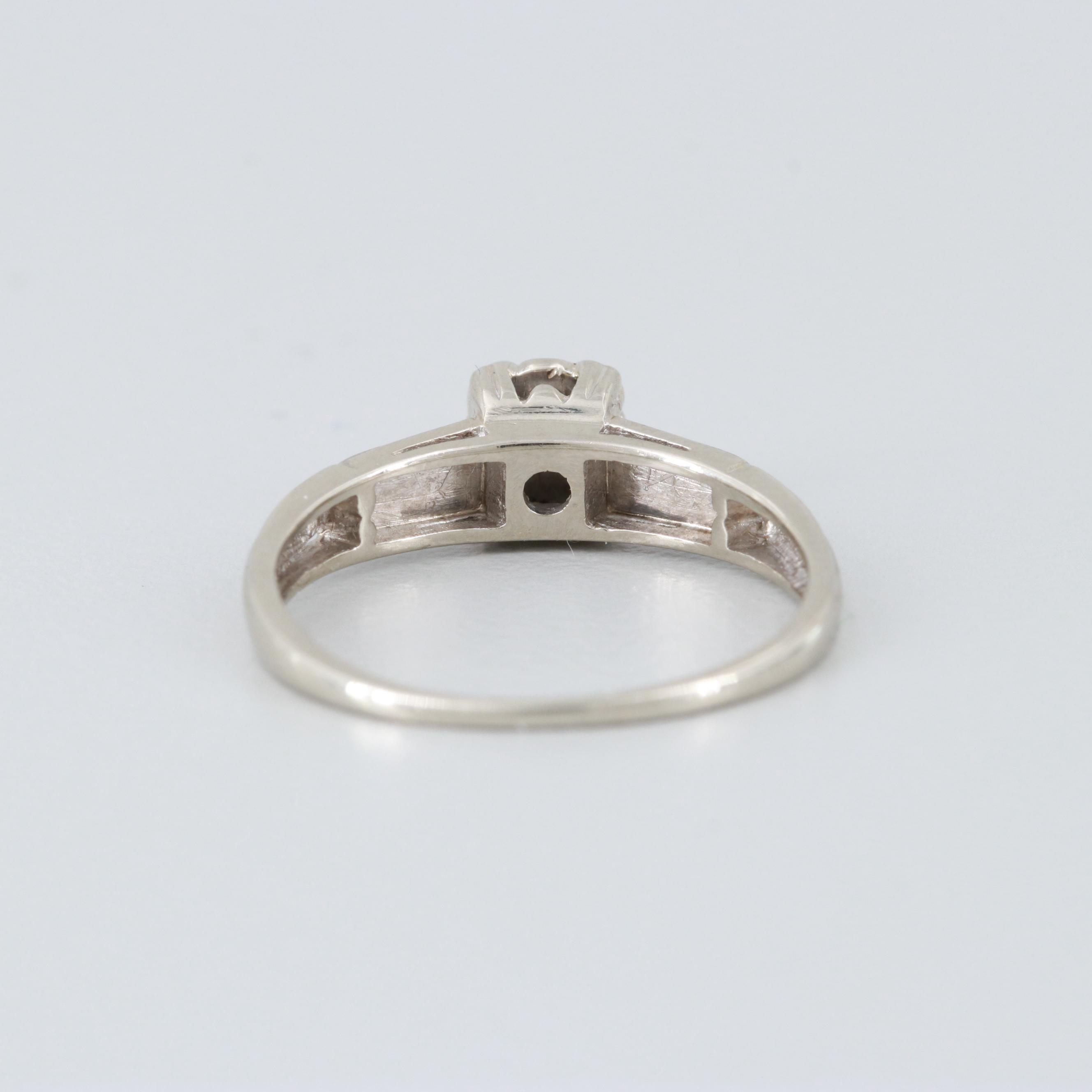 Vintage 14K White Gold Diamond Ring