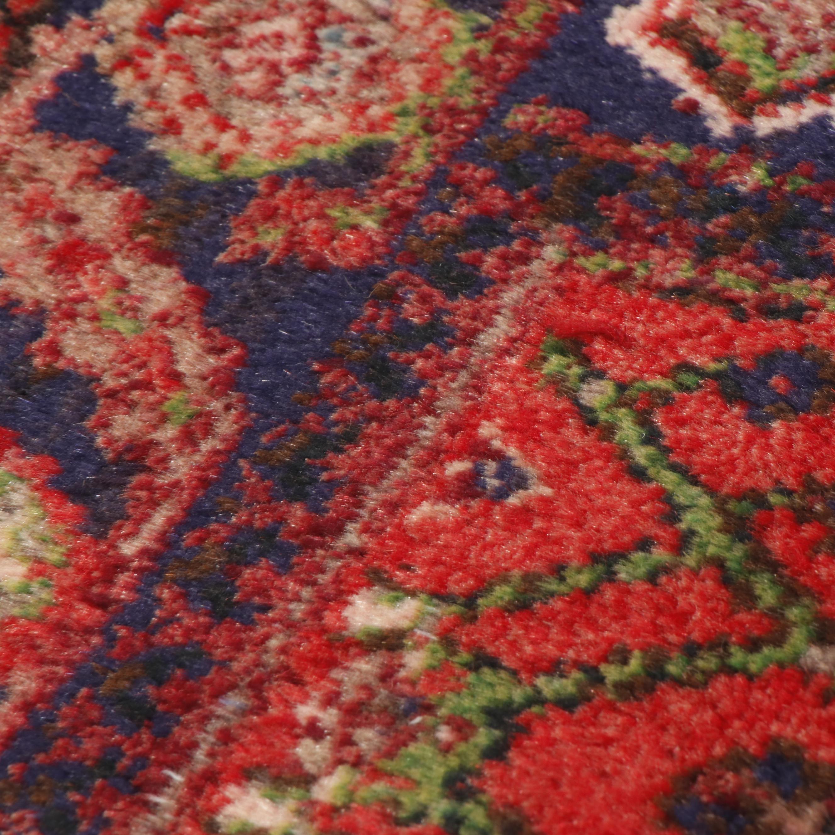 Hand-Knotted Bakhshayesh Wool Rug