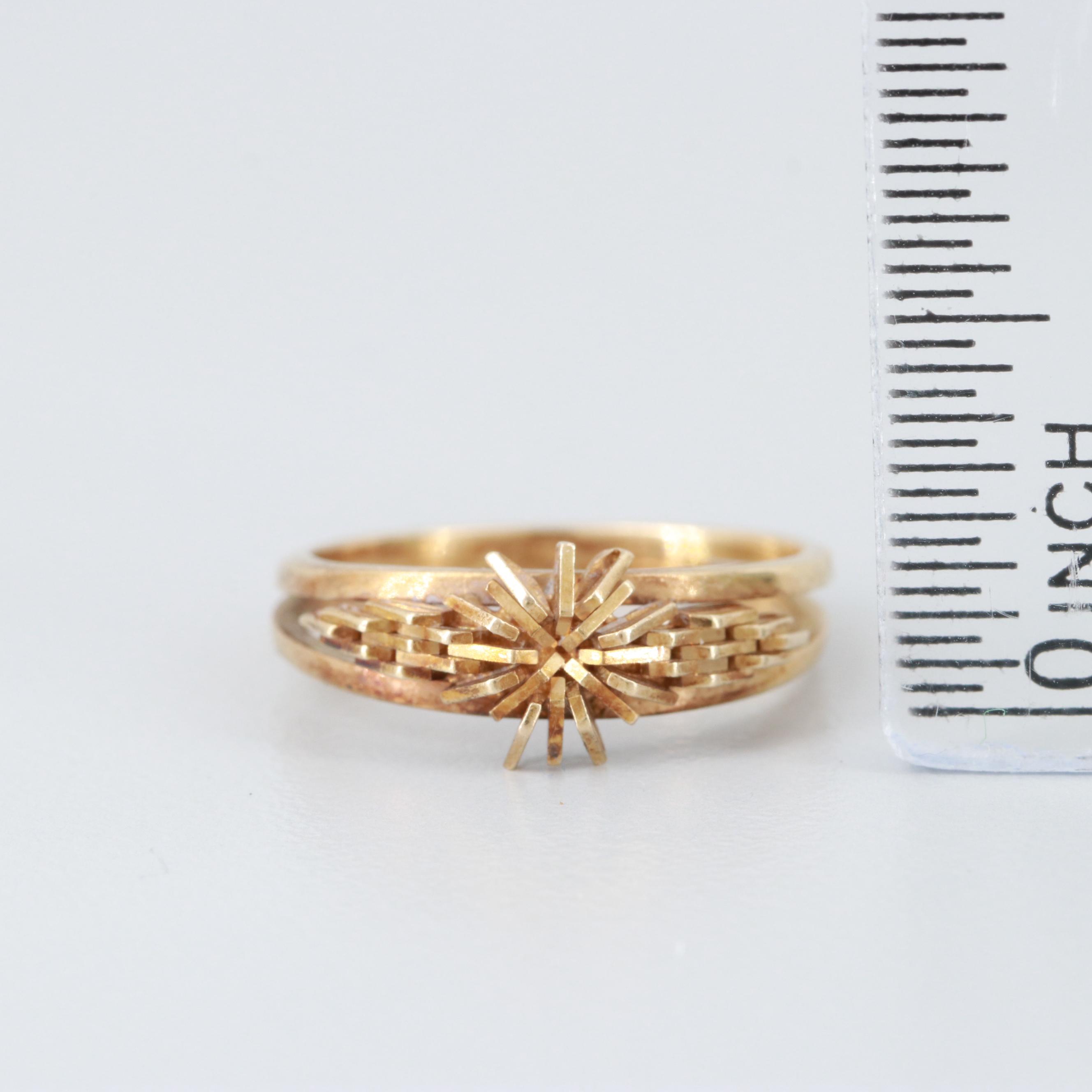 18K Yellow Gold Starburst Motif Ring