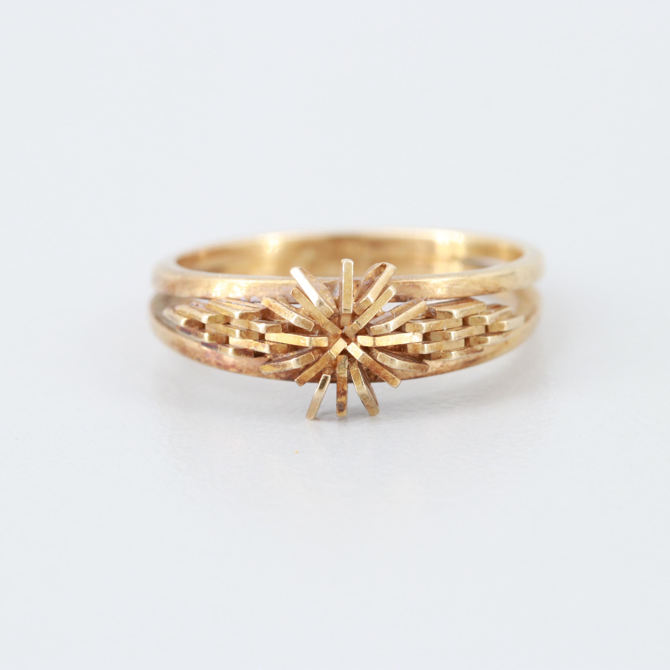 18K Yellow Gold Starburst Motif Ring