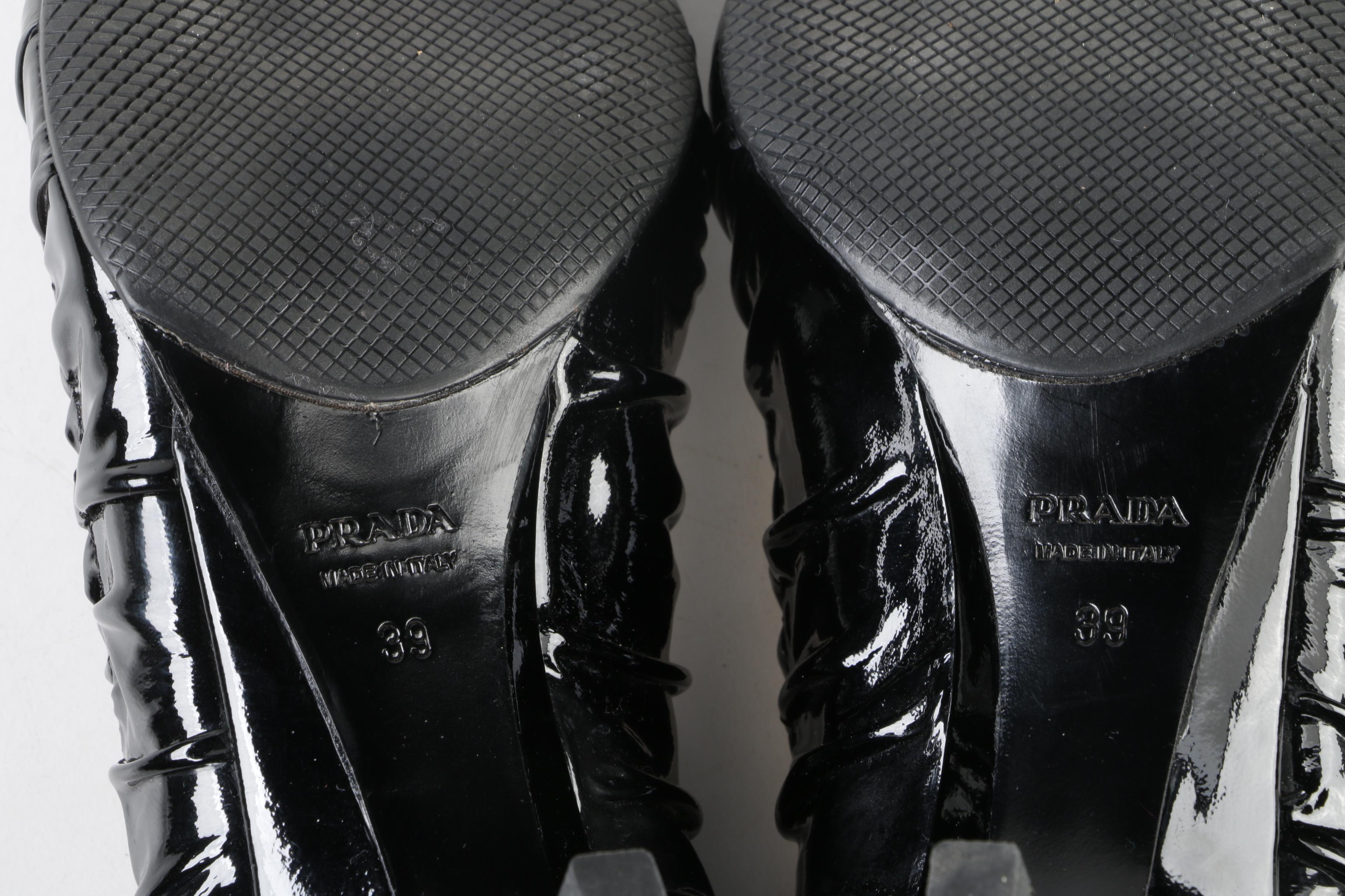 Women's Prada Black Textured Patent Leather Pumps