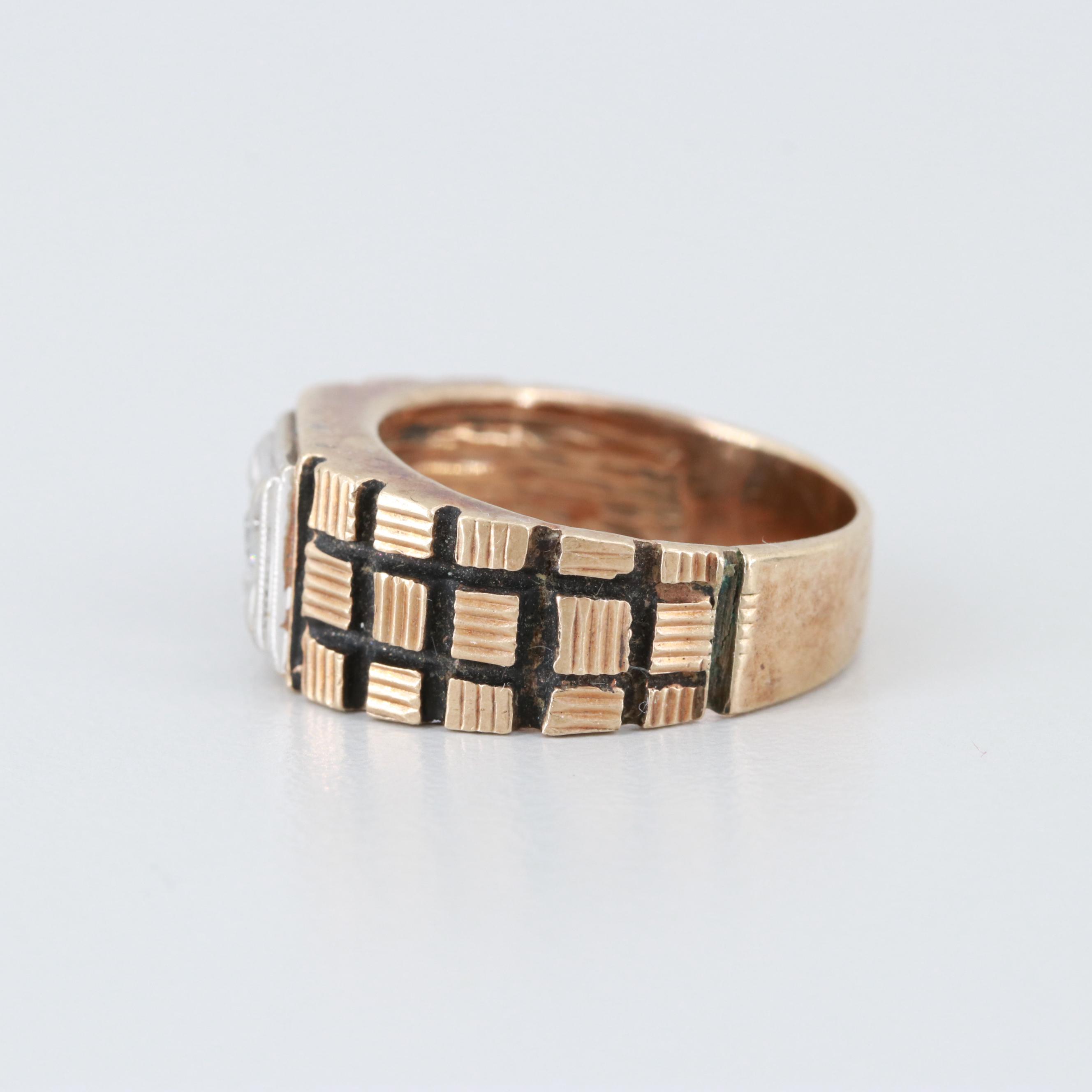 10K Yellow Gold Diamond and Enamel Necklace