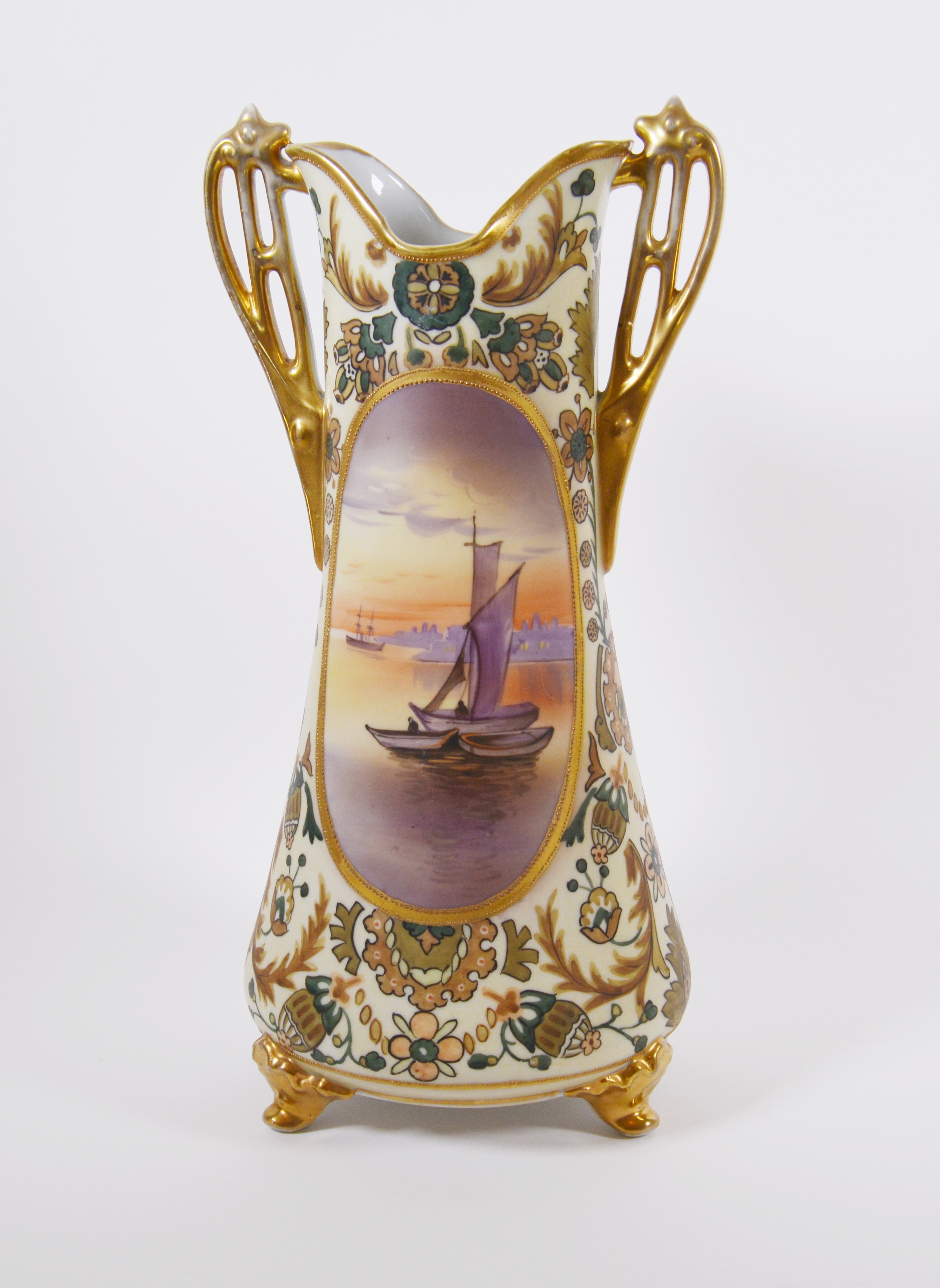 Morimura Brothers Hand-Painted Seascape Nippon Porcelain Vase, 1910s