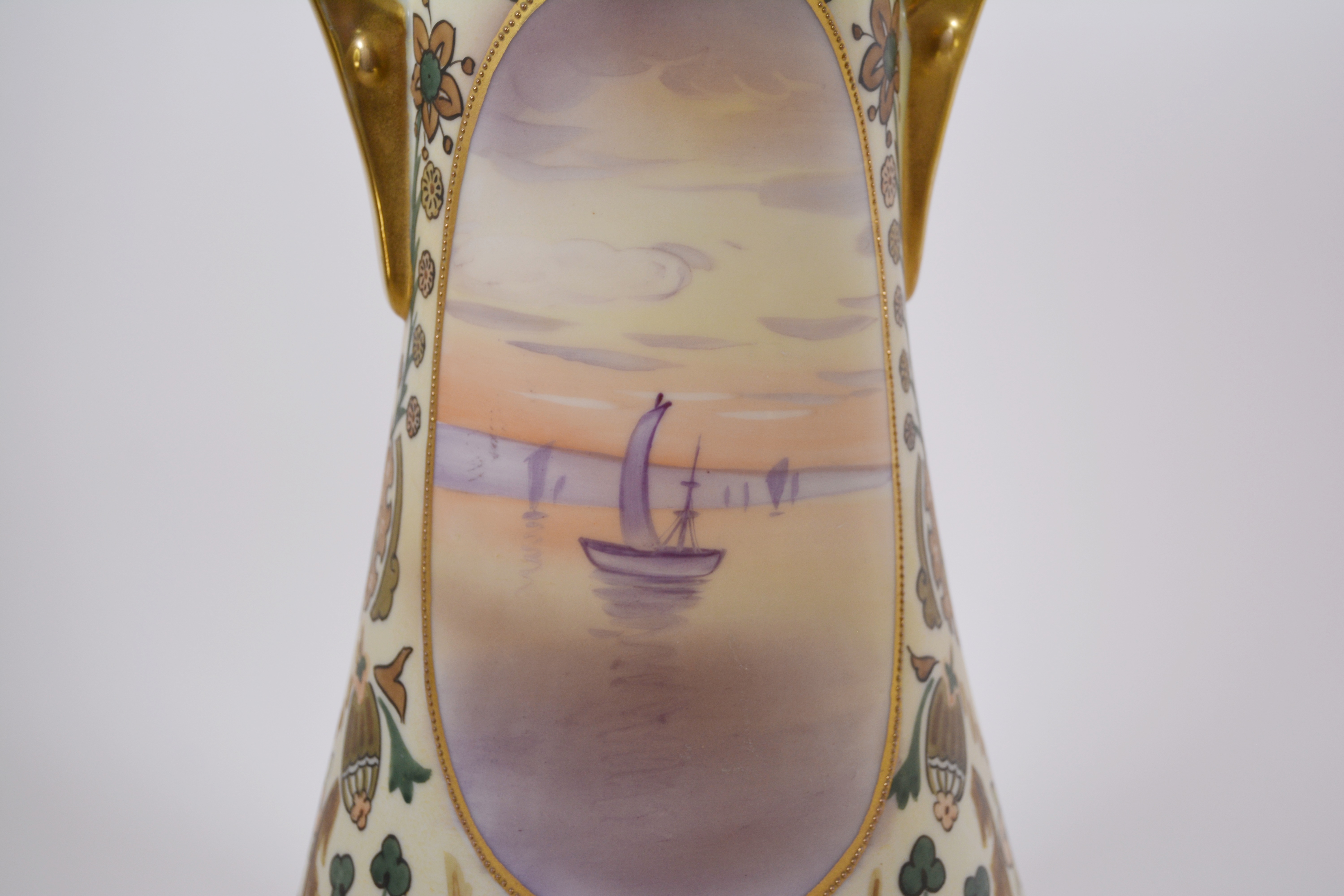 Morimura Brothers Hand-Painted Seascape Nippon Porcelain Vase, 1910s