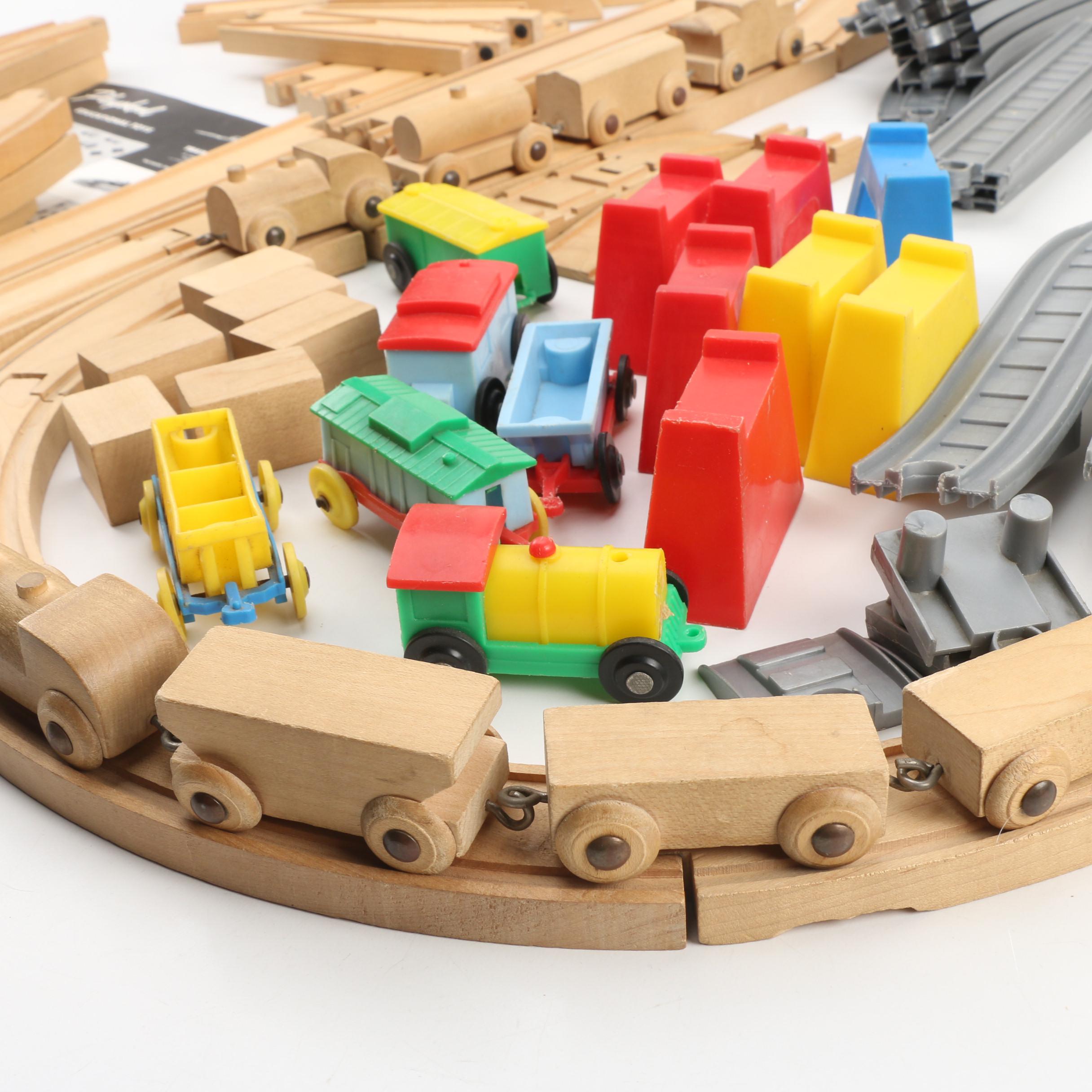 Playskool Skaneateles Wooden Train Set with Plastic Set, 1940s/1950s