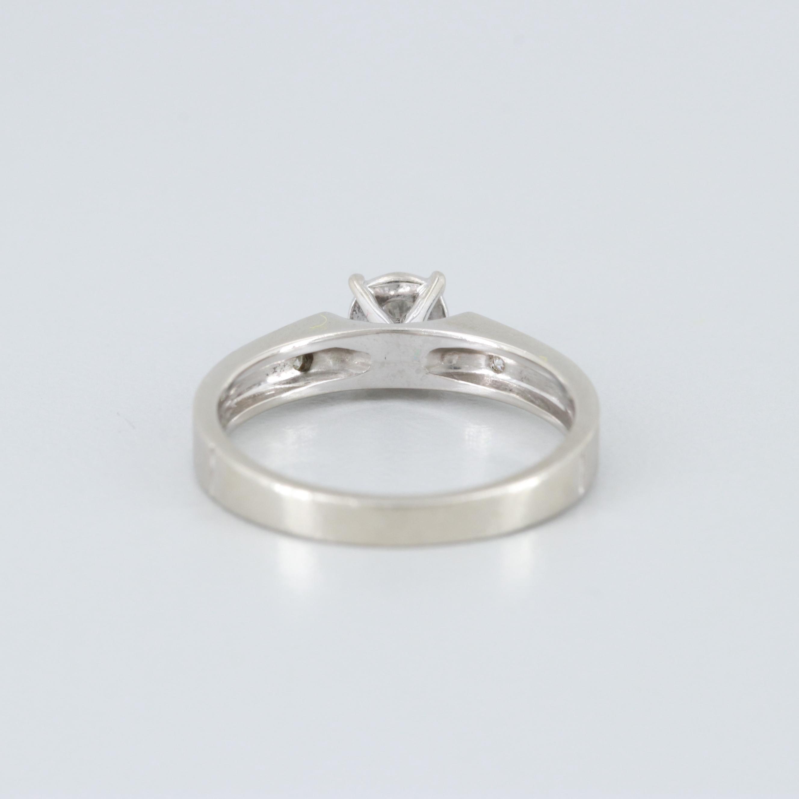 Vintage 14K White Gold Diamond Ring