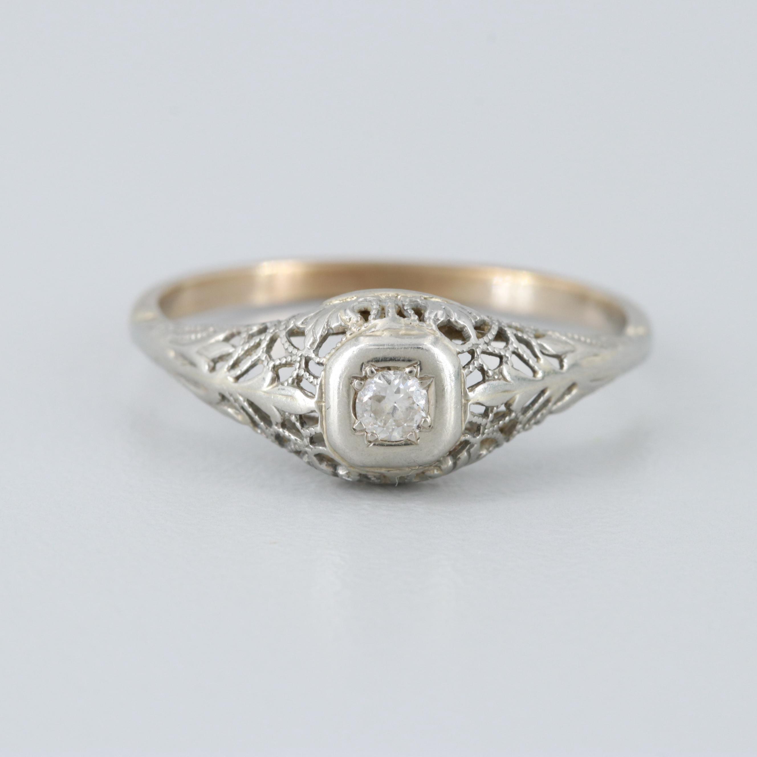 Vintage 14K White Gold Diamond Ring