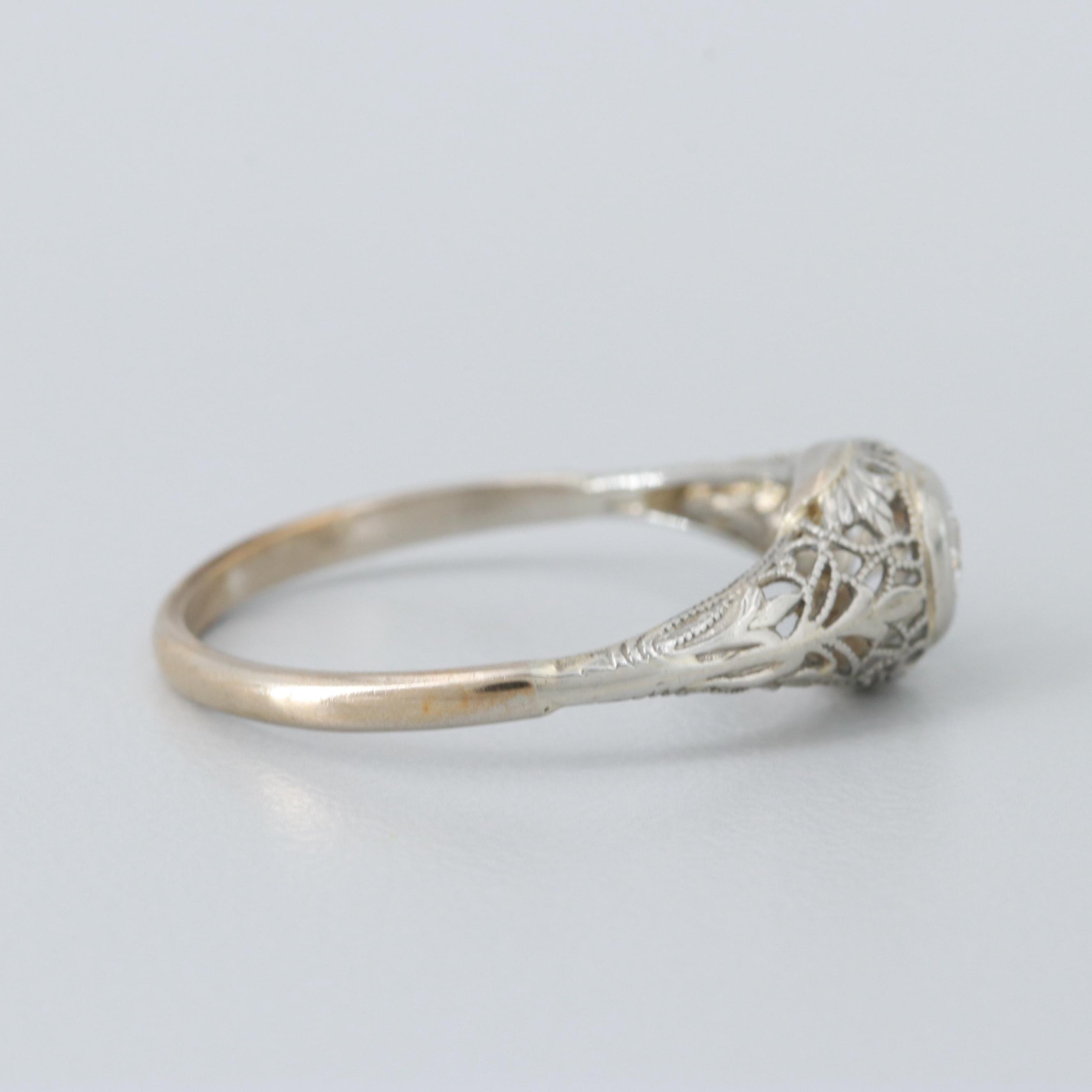 Vintage 14K White Gold Diamond Ring