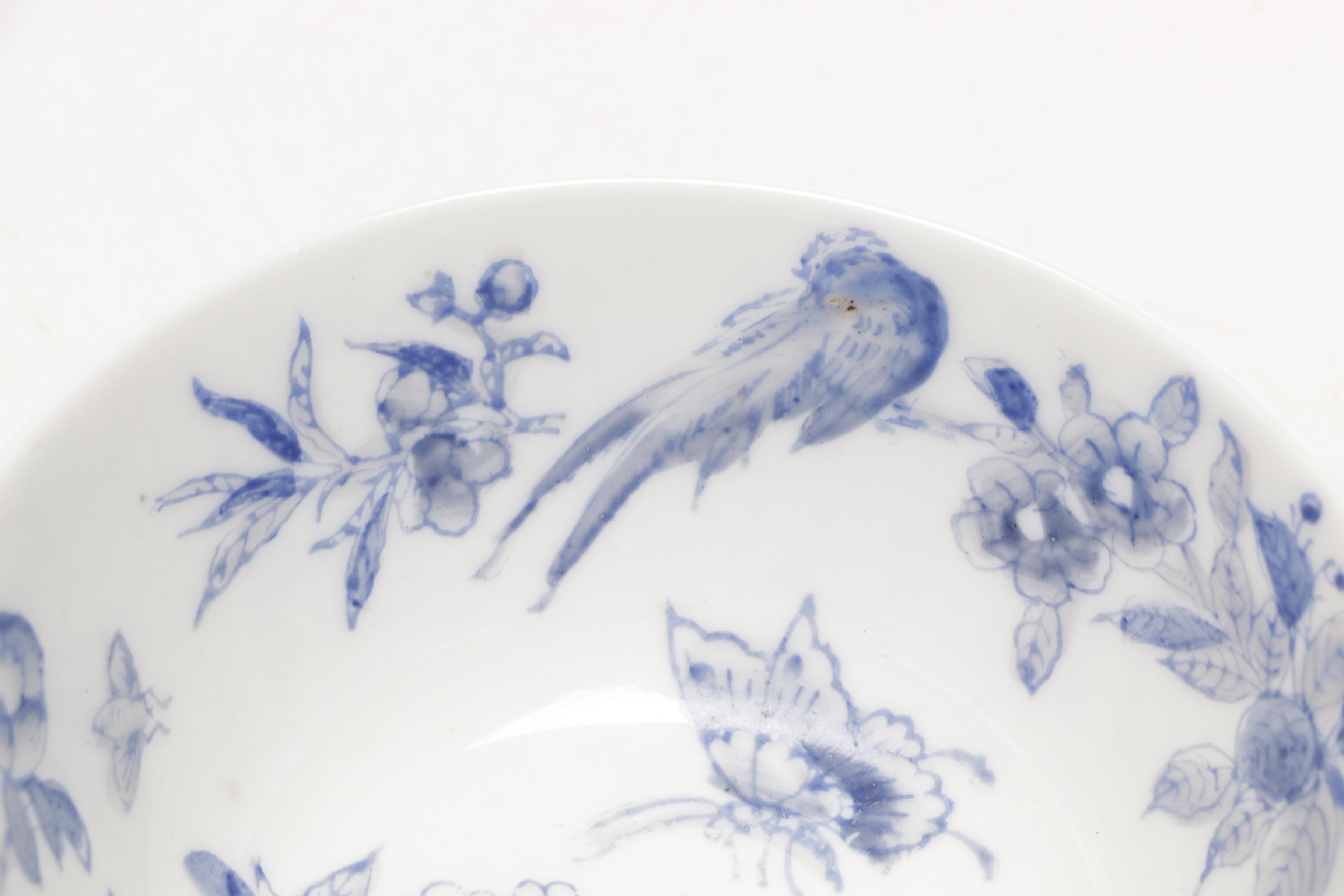 Chinese Hand Painted Blue and White Porcelain Bowl, Qing Dynasty