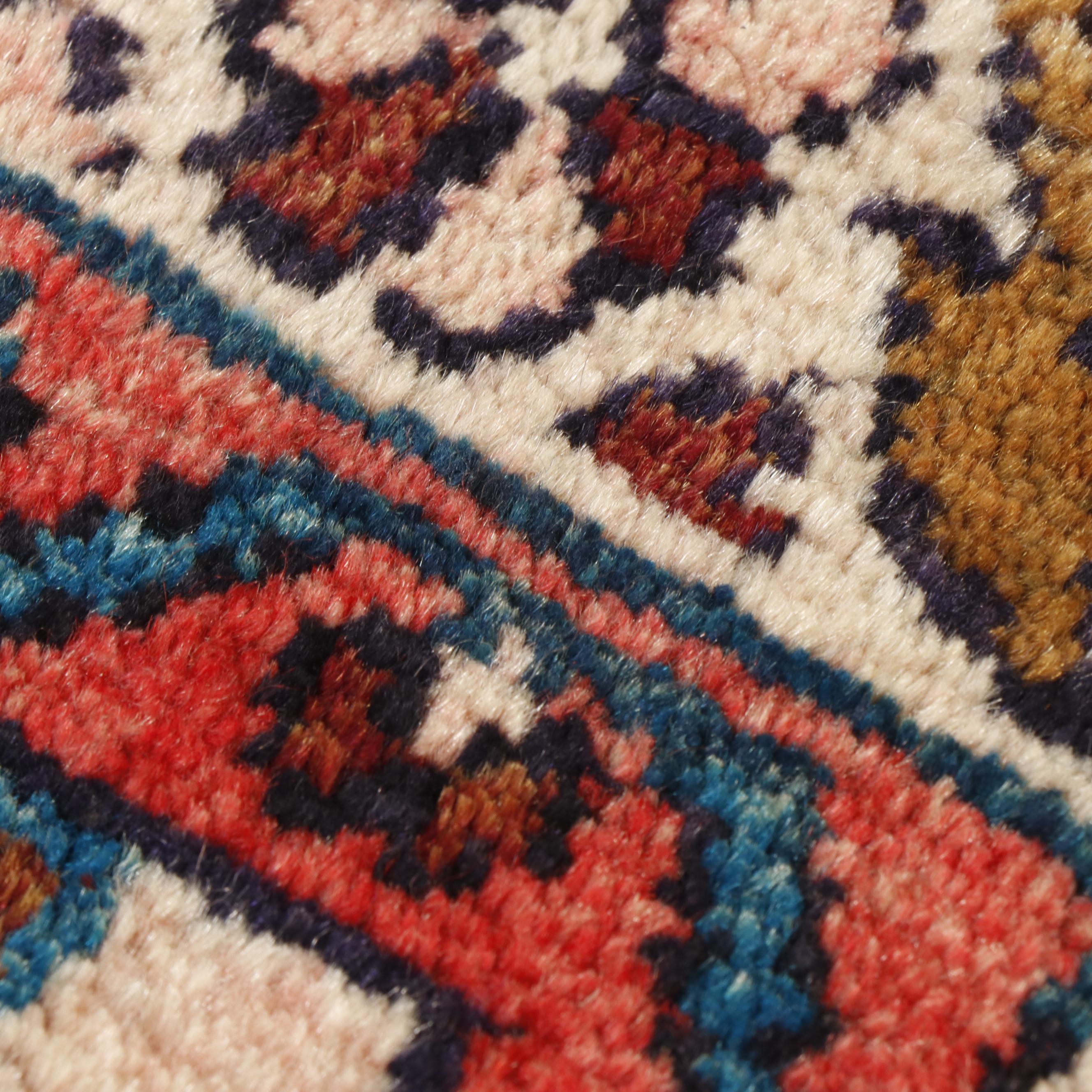 Hand-Knotted Persian Darajezine Wool Rug