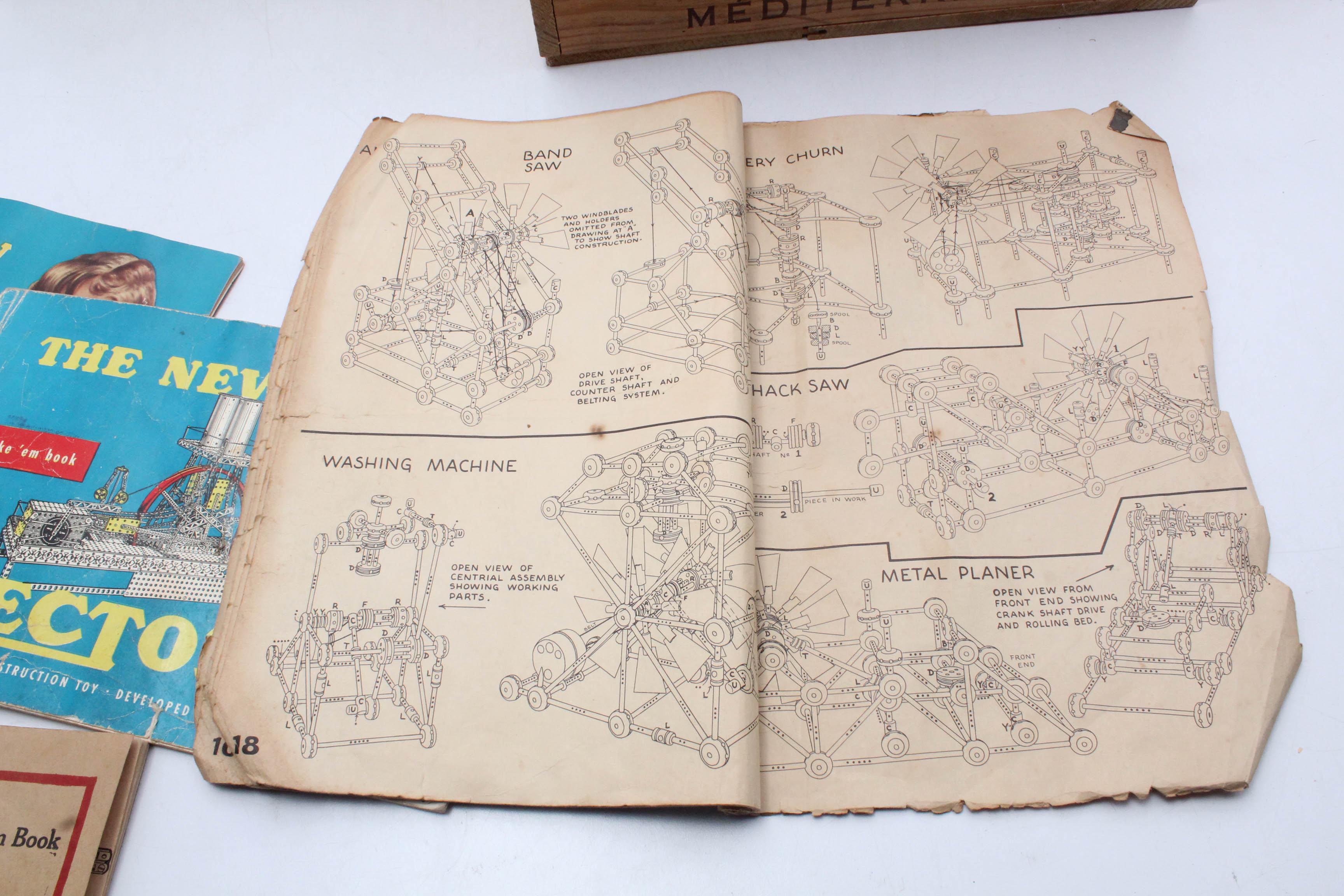 Vintage Erector Set and Tinker Toys With Wooden Boxes