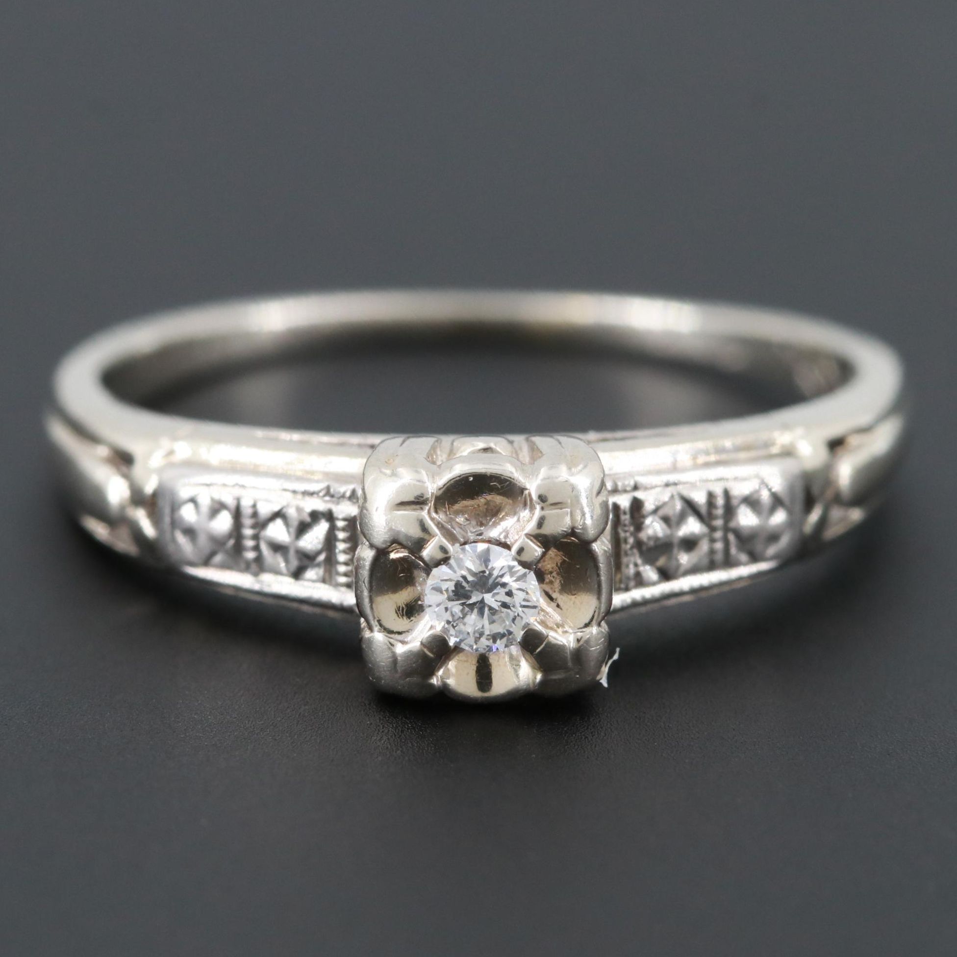 Vintage 14K White Gold Diamond Ring