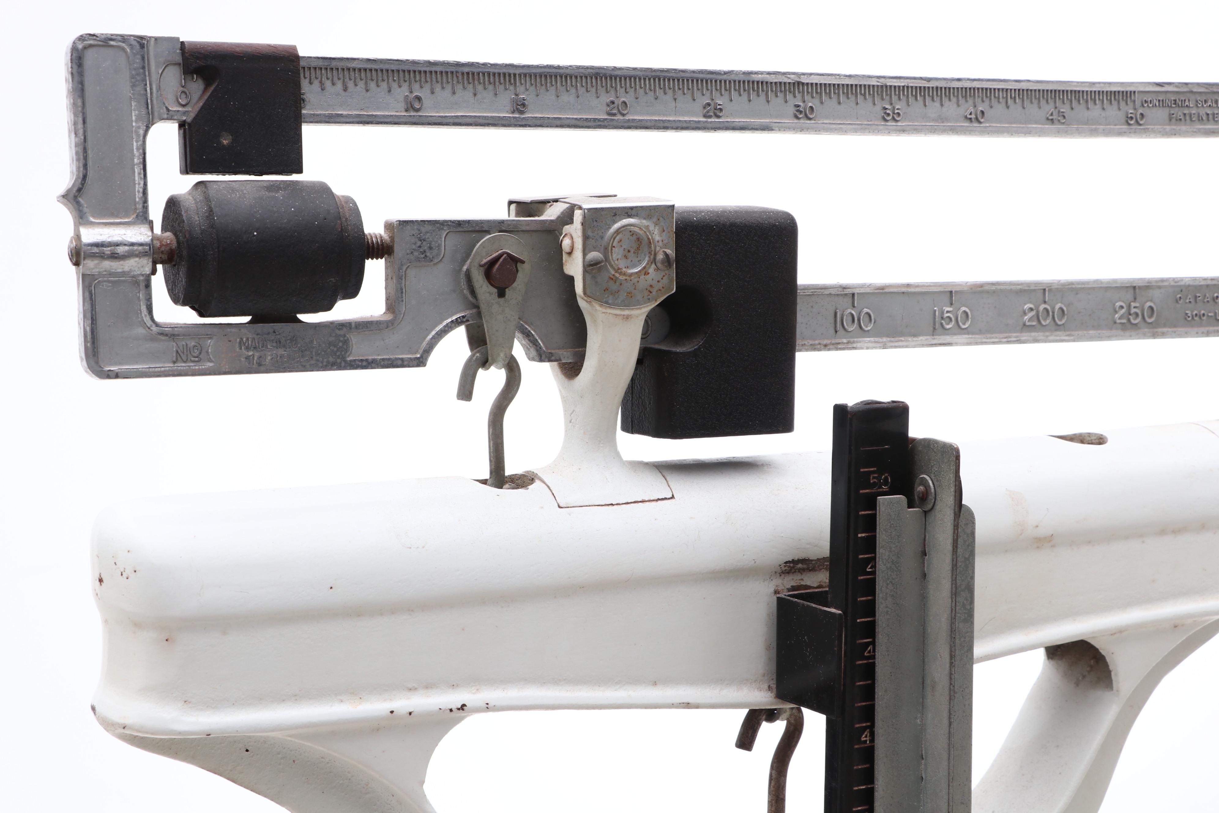 Vintage Continental Scale Works Doctor's Scale