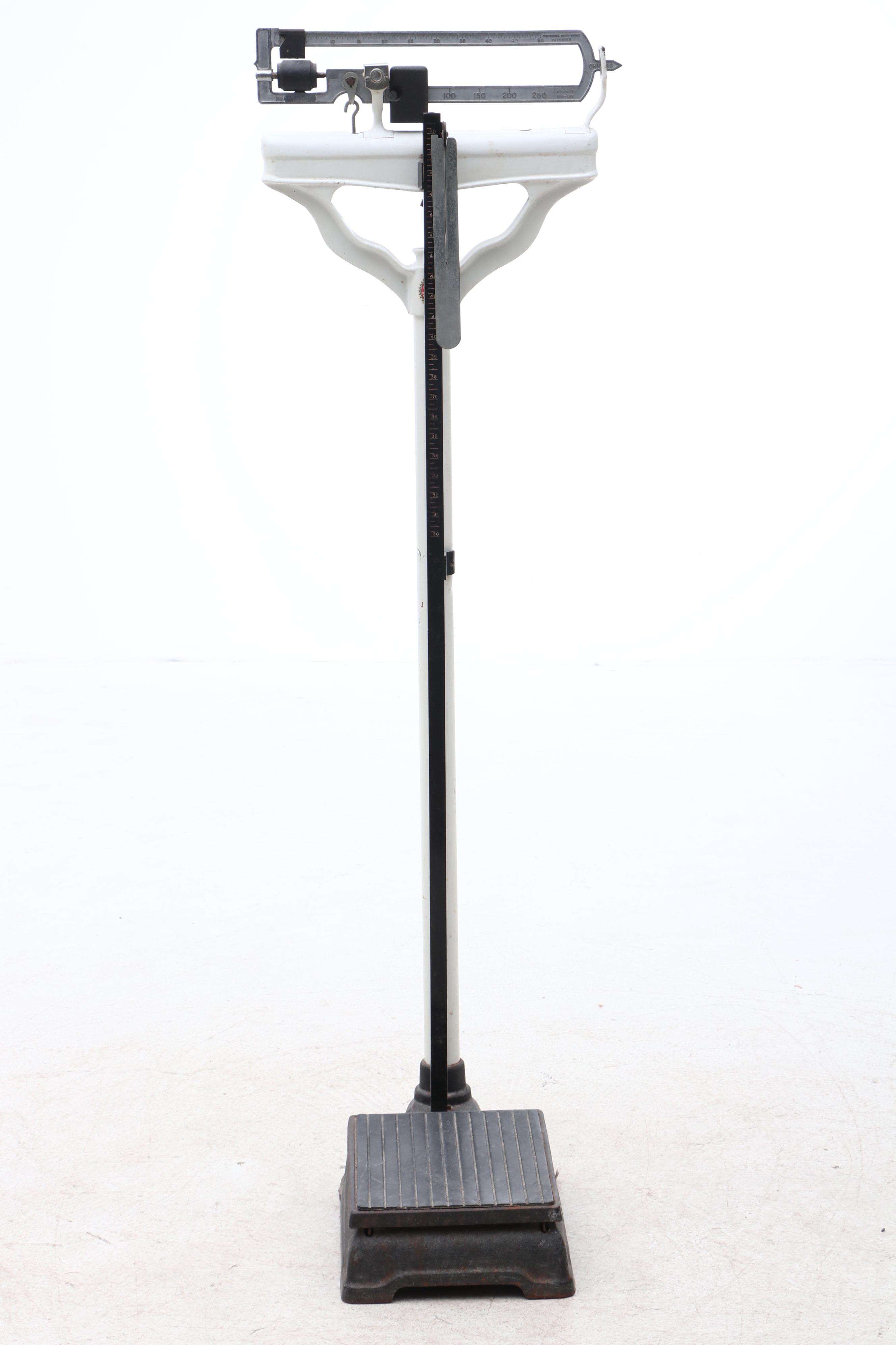 Vintage Continental Scale Works Doctor's Scale