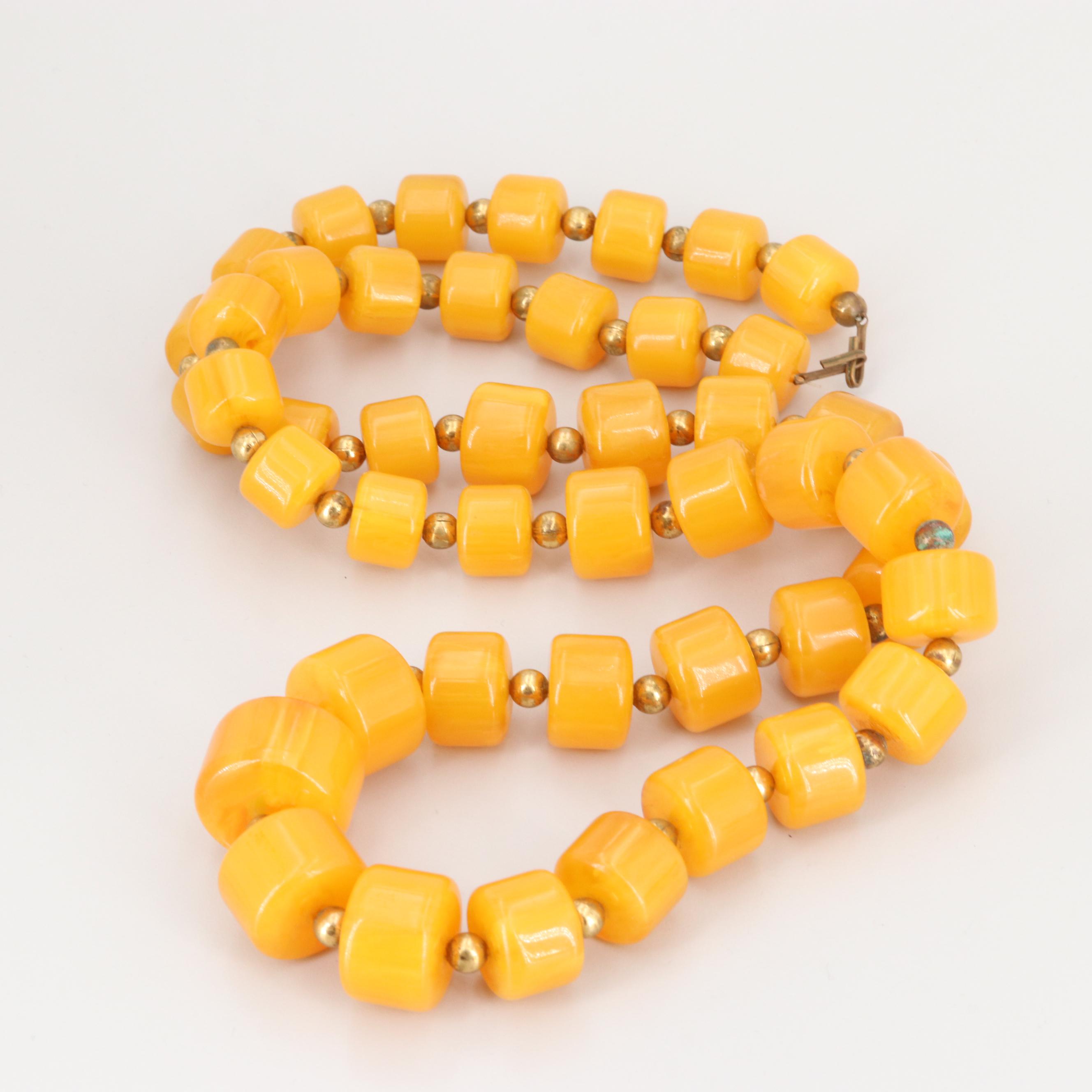 Vintage Bakelite Bead Necklace