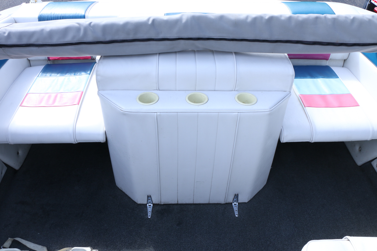 1992 Rinker Captiva 206 Power Boat