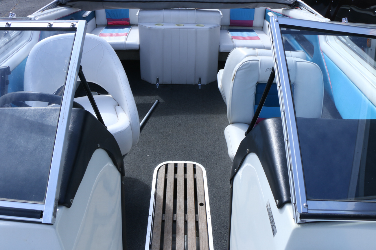 1992 Rinker Captiva 206 Power Boat